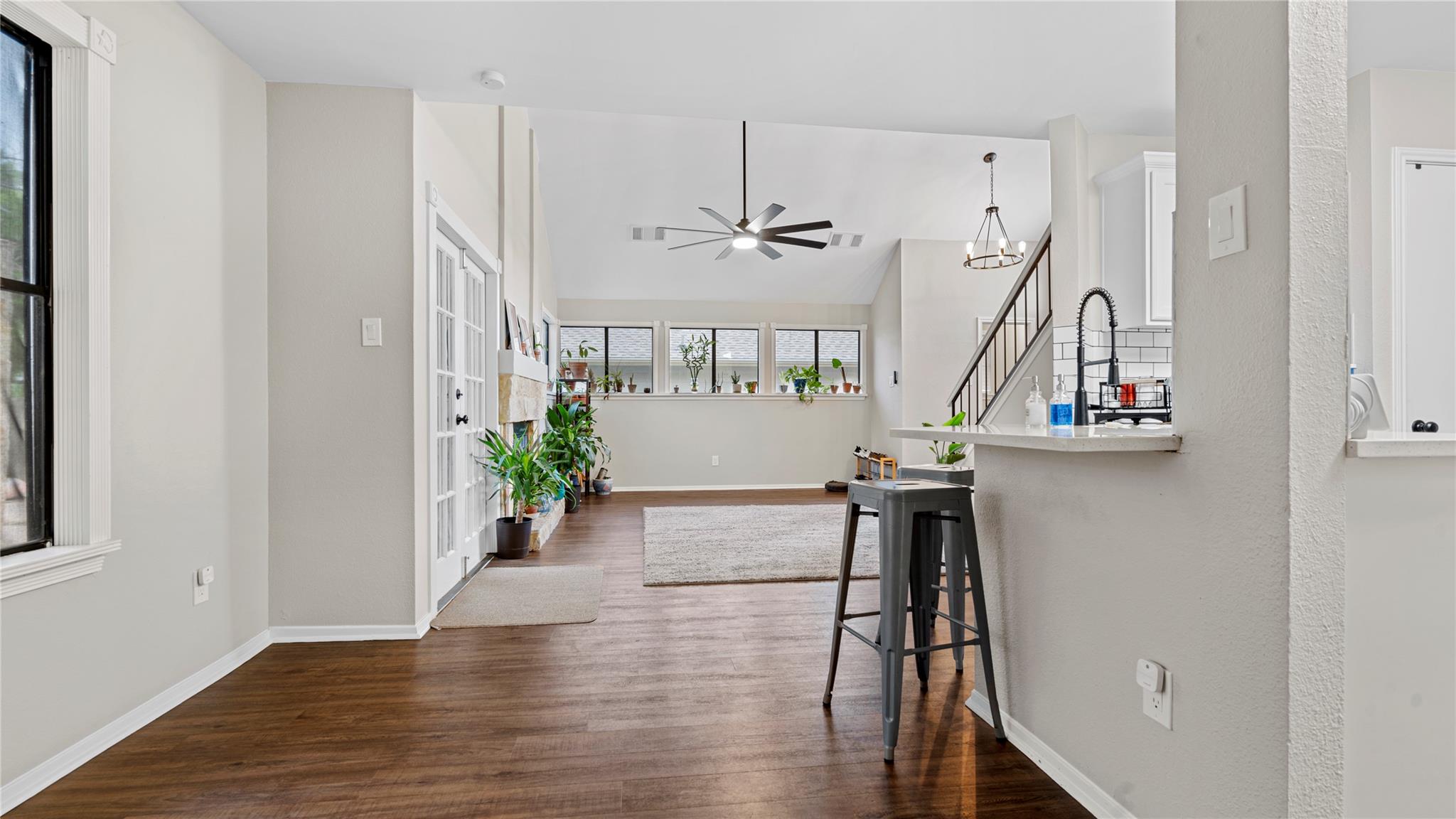 3108 Linnet Dr, Austin, TX 78745