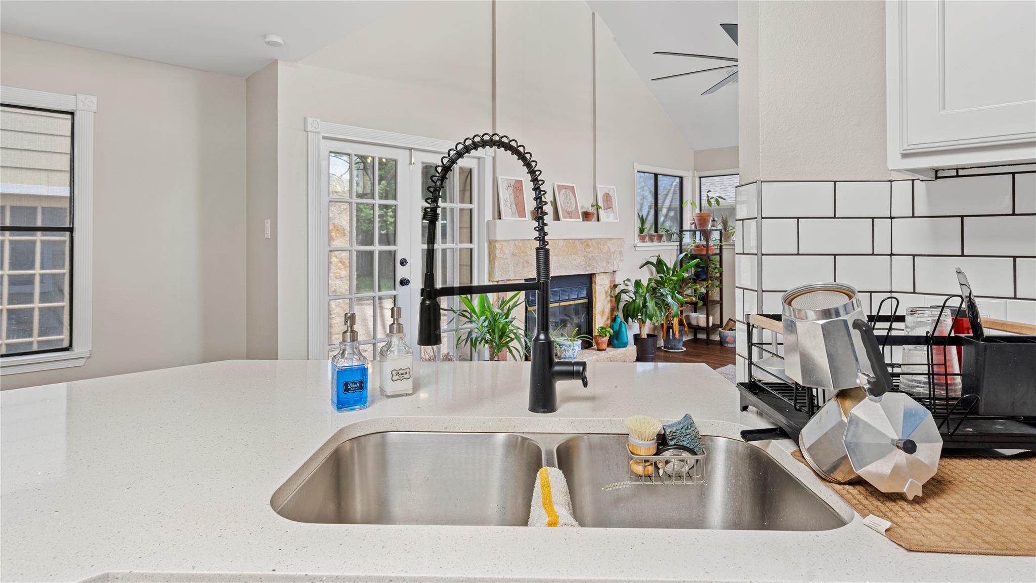 3108 Linnet Dr, Austin, TX 78745