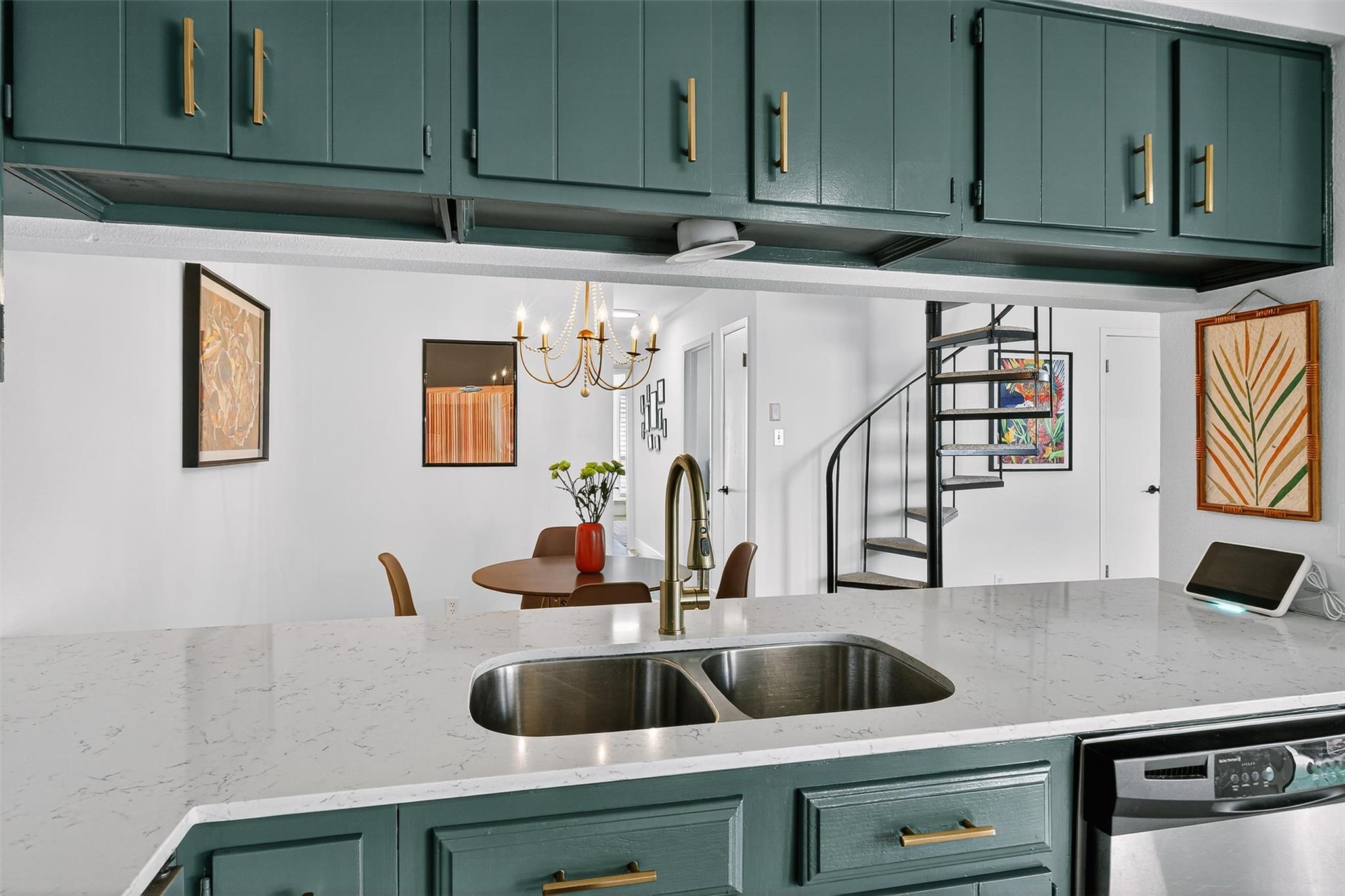 1727 Timber Ridge Dr, Austin, TX 78741