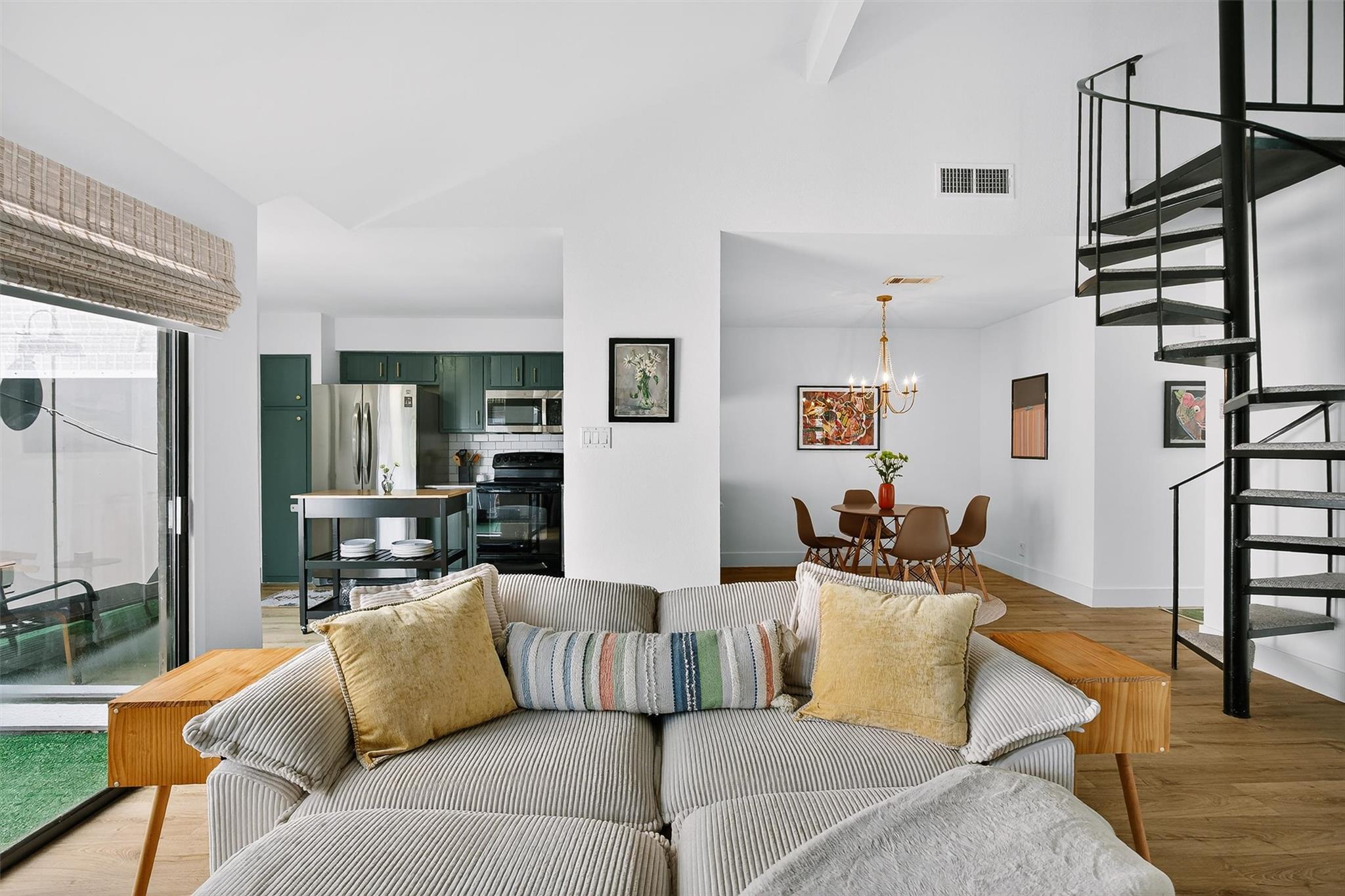 1727 Timber Ridge Dr, Austin, TX 78741