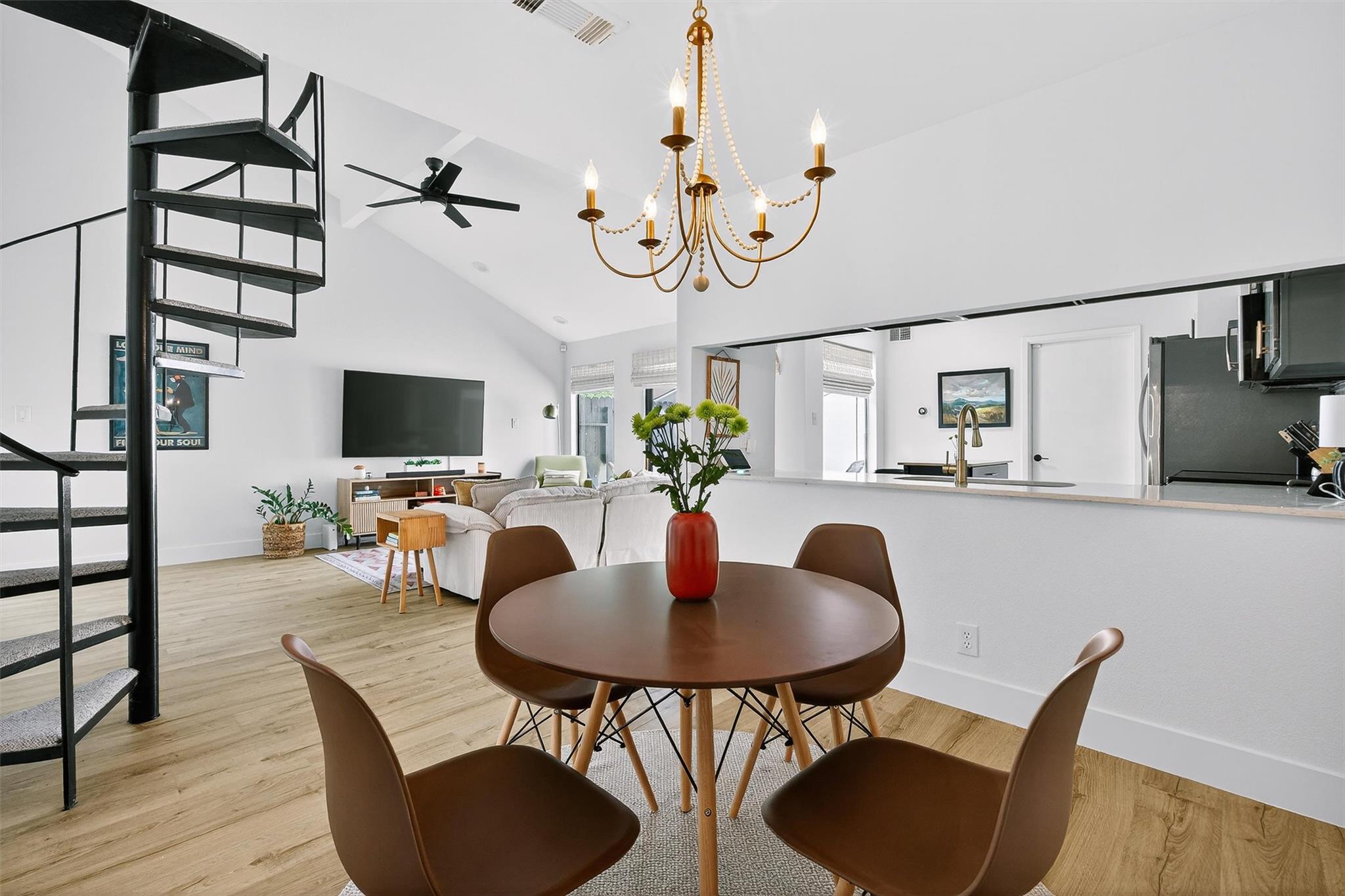 1727 Timber Ridge Dr, Austin, TX 78741