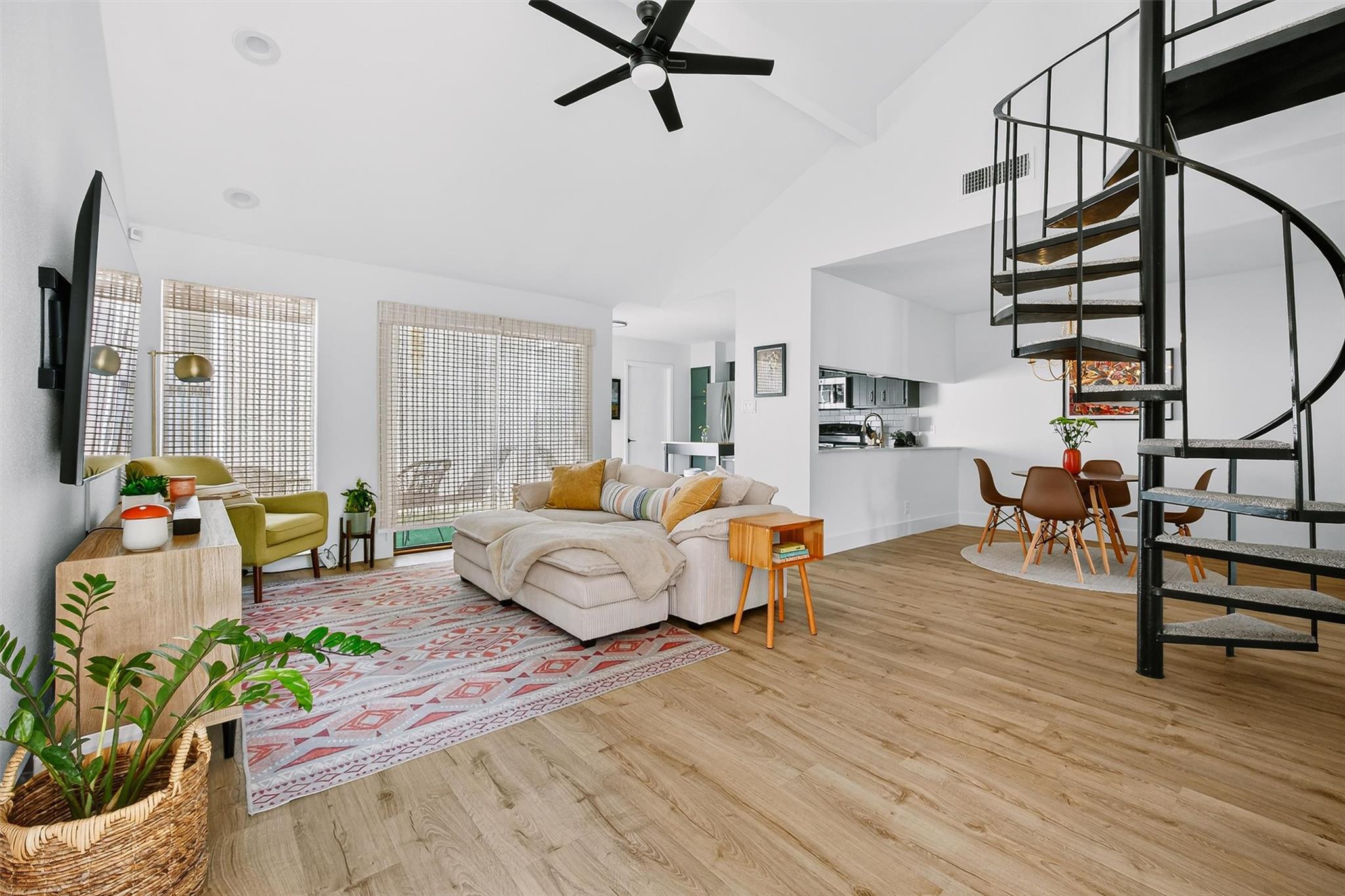 1727 Timber Ridge Dr, Austin, TX 78741