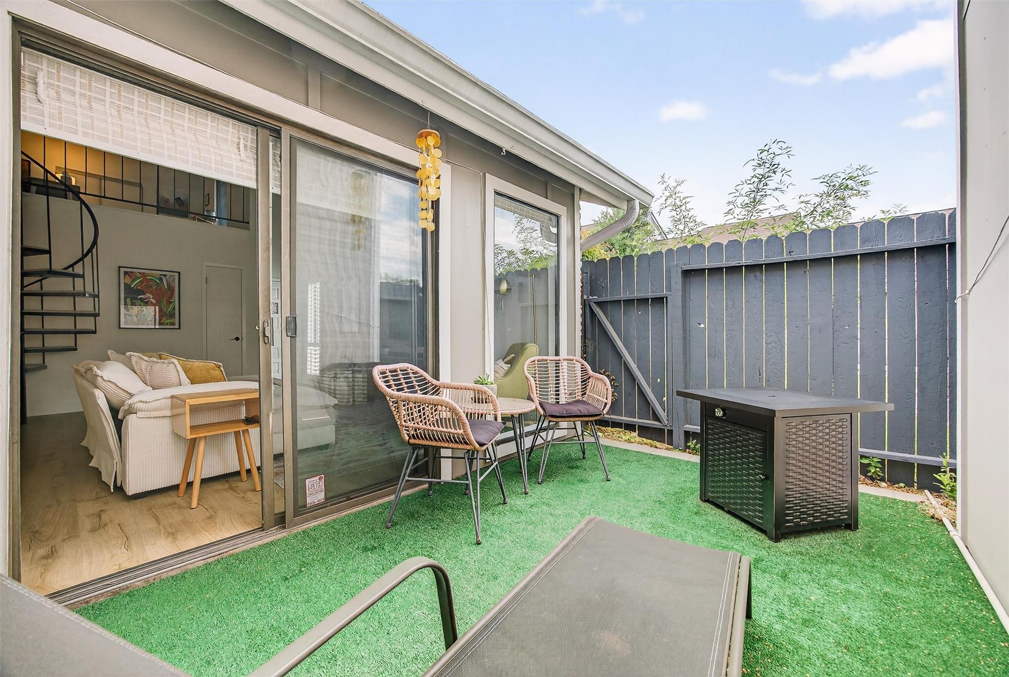 1727 Timber Ridge Dr, Austin, TX 78741