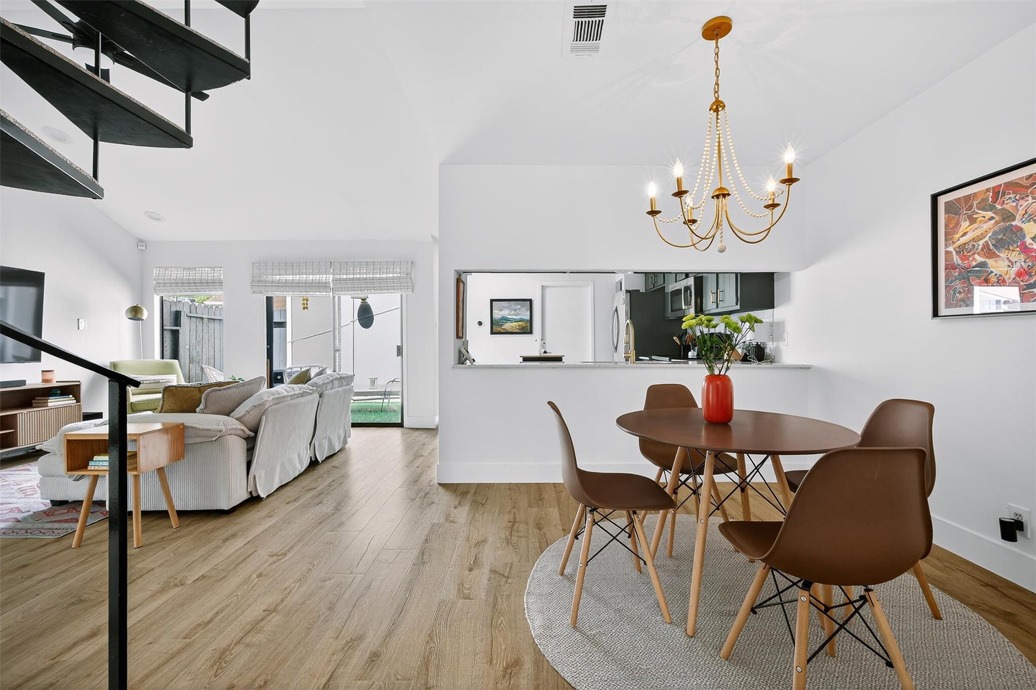 1727 Timber Ridge Dr, Austin, TX 78741