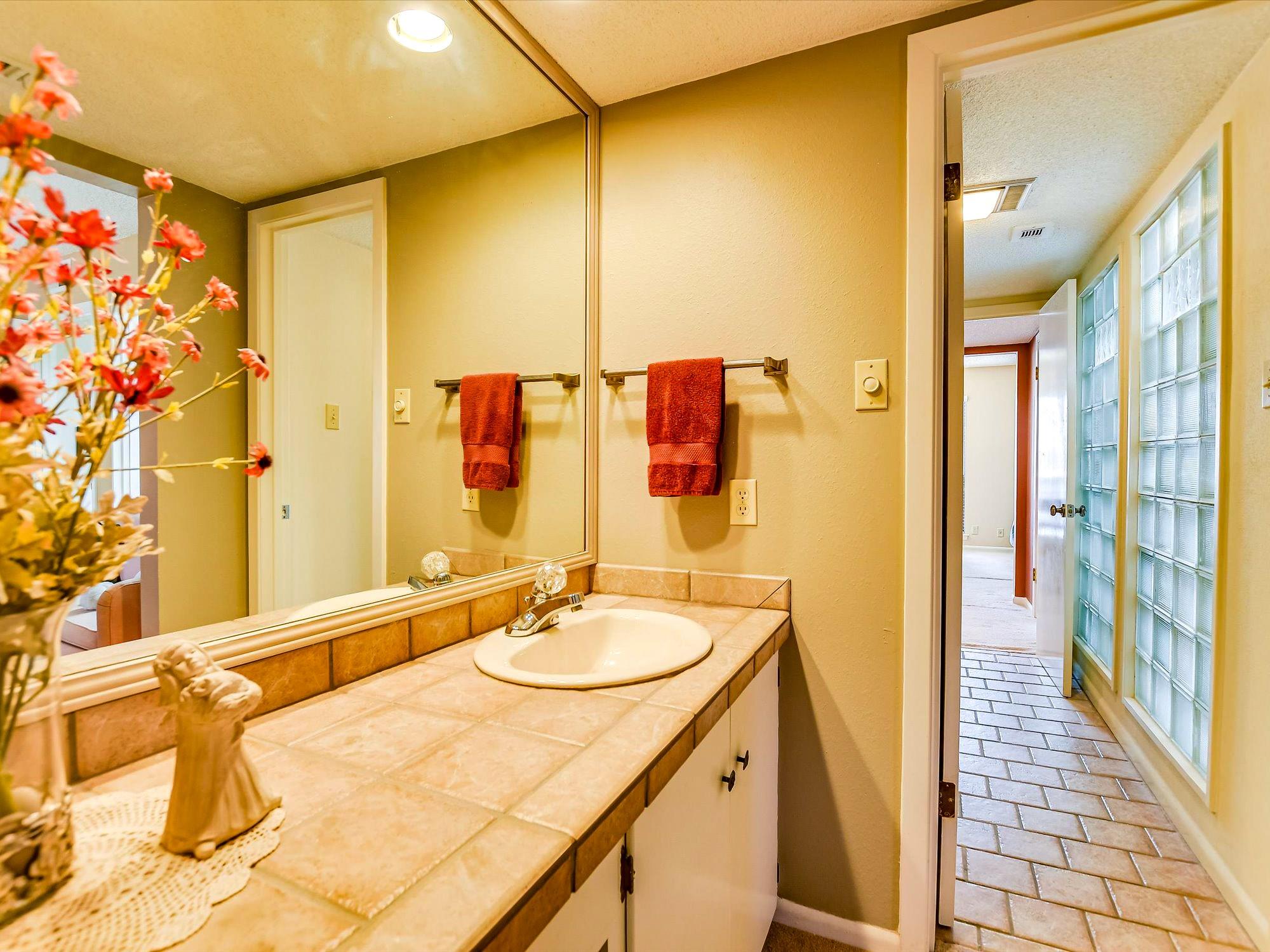 3500 Enfield Rd # E, Austin, TX 78703