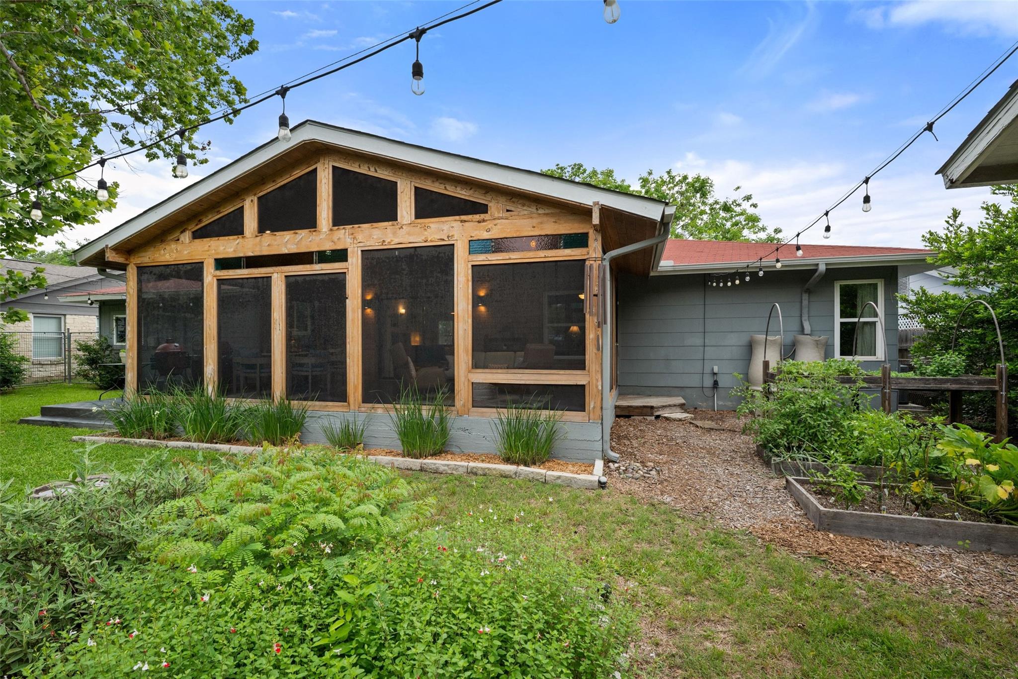 1617 Glencrest Dr, Austin, TX 78723