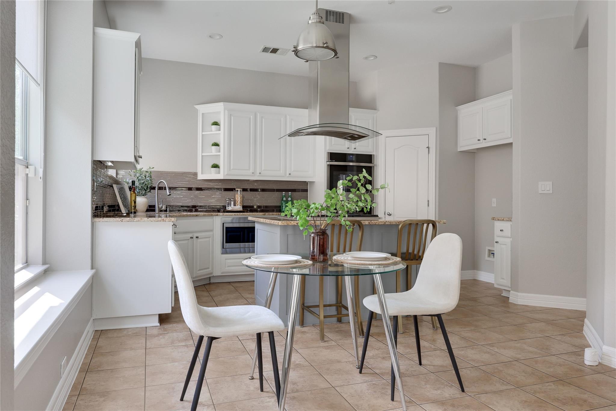 9817 Royal New Kent Dr, Austin, TX 78717