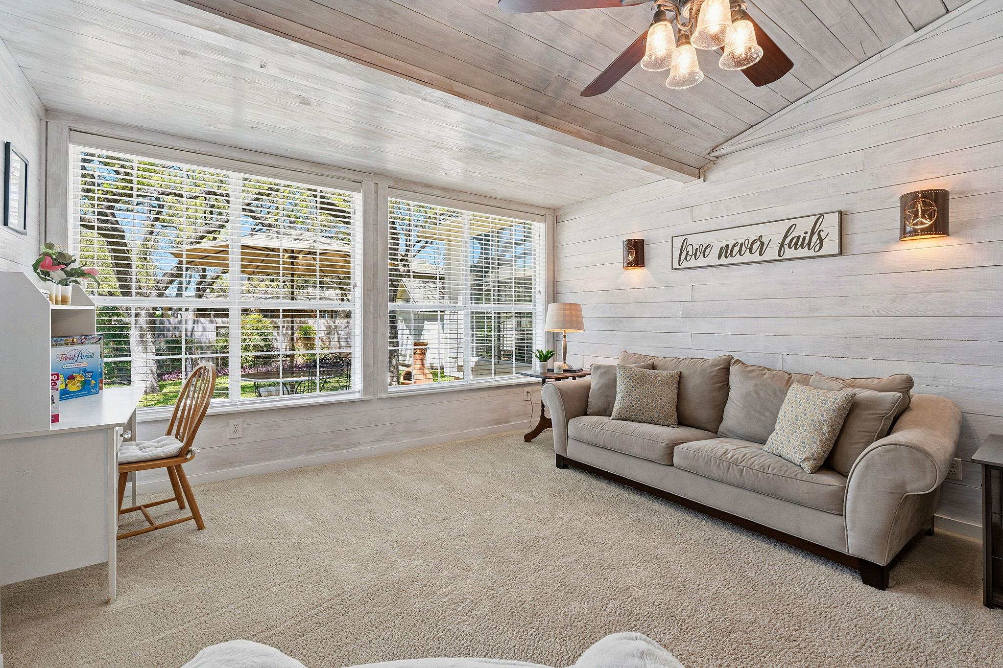 17104 Poncho Springs Ln, Austin, TX 78717