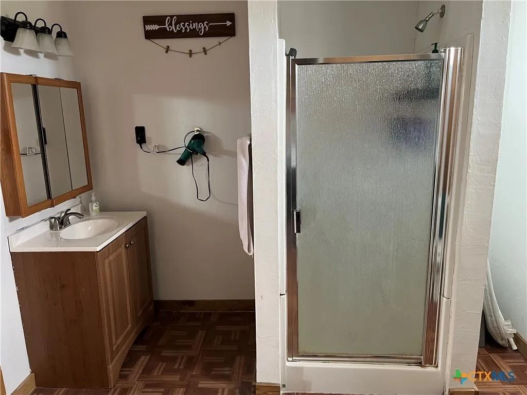 351 County Road 207, Burnet, TX 78611