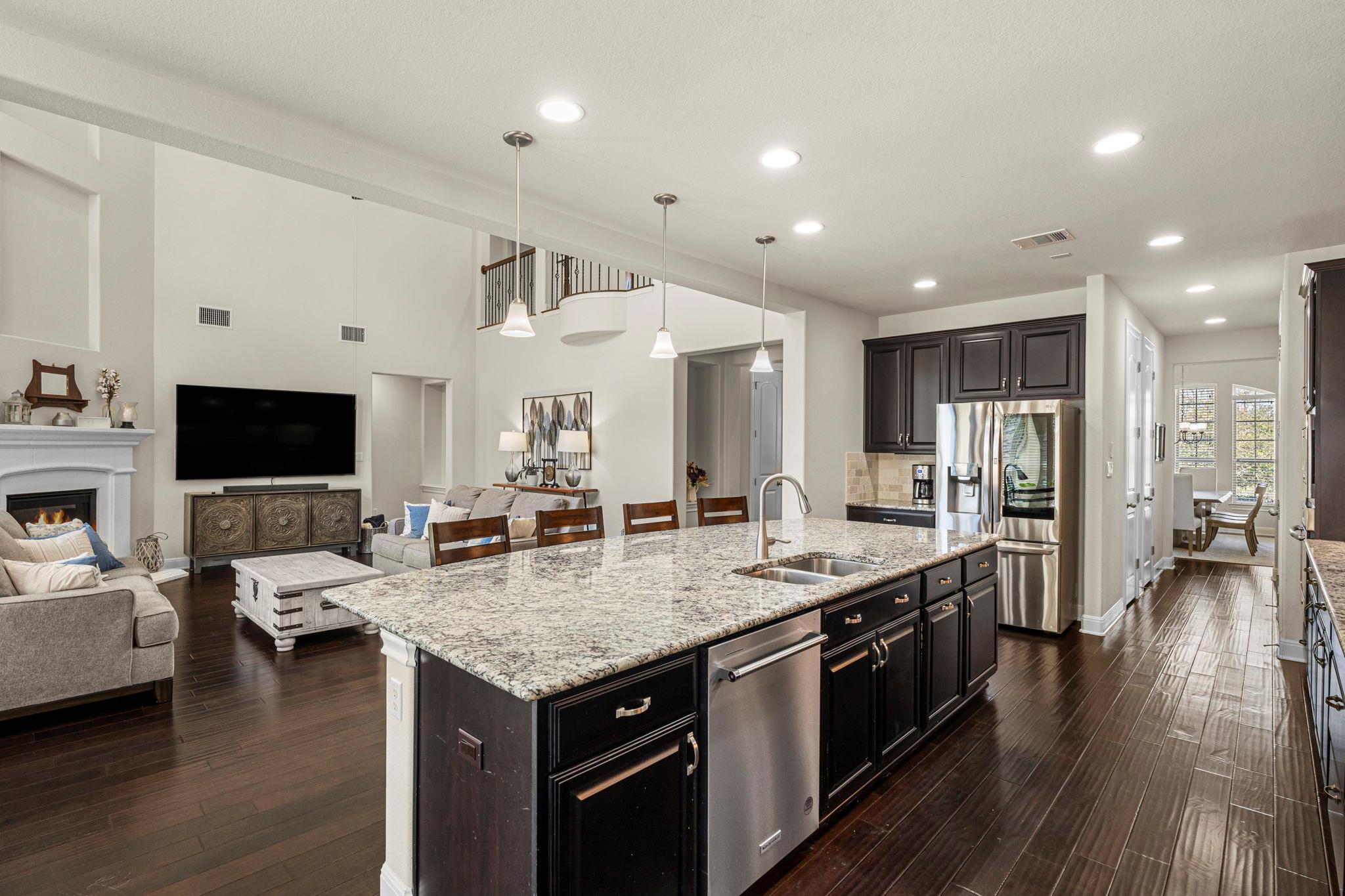 235 Senna Dr, Dripping Springs, TX 78620