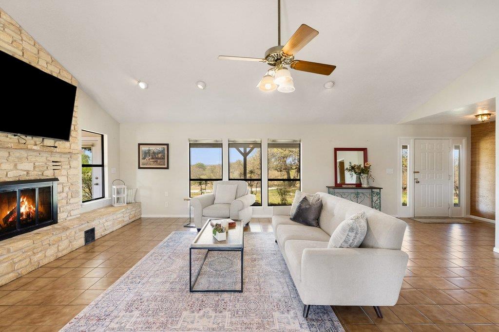 3410 W Ranch Road 152, Llano, TX 78643