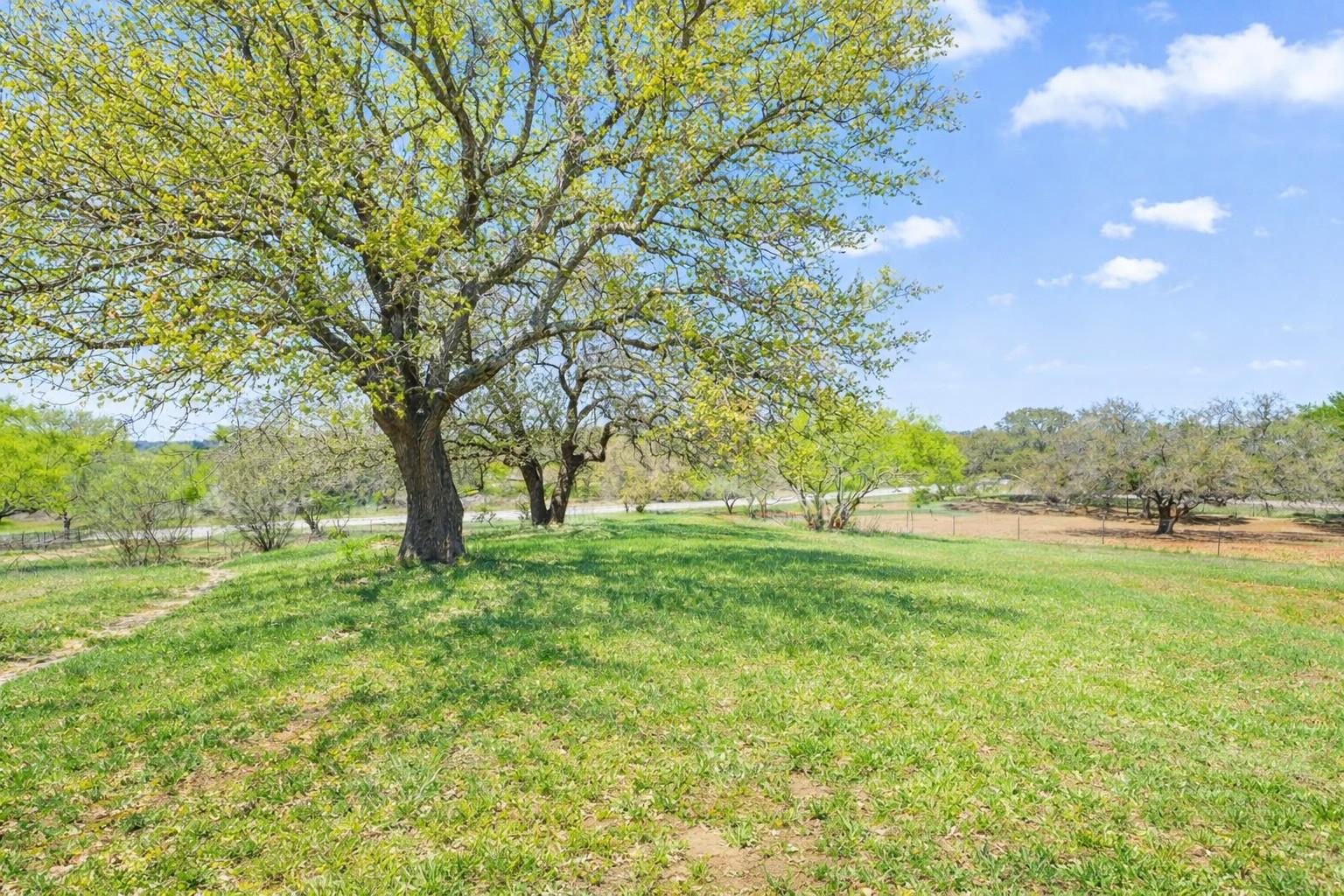 3410 W Ranch Road 152, Llano, TX 78643