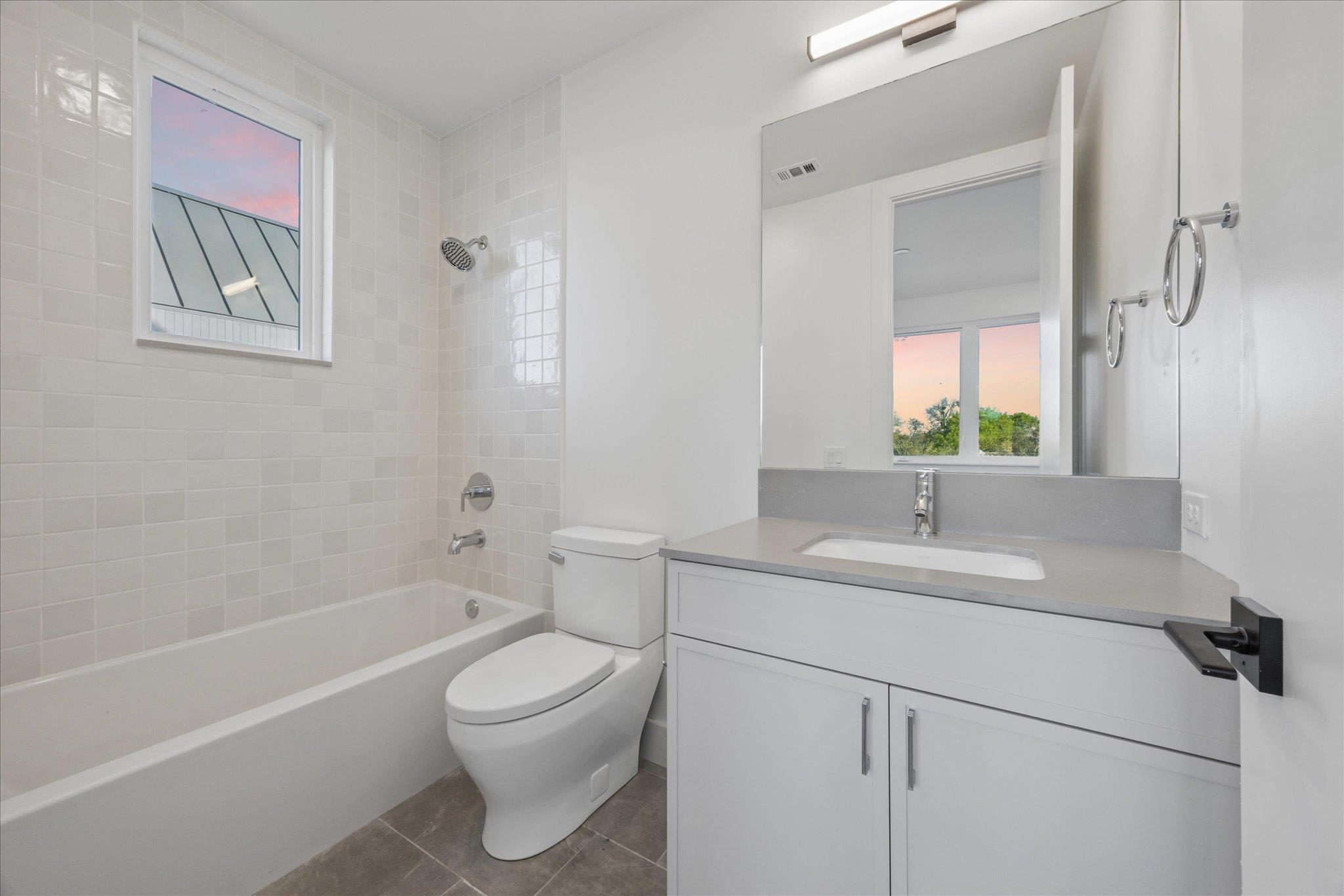 4101 Menchaca Rd # 104, Austin, TX 78704