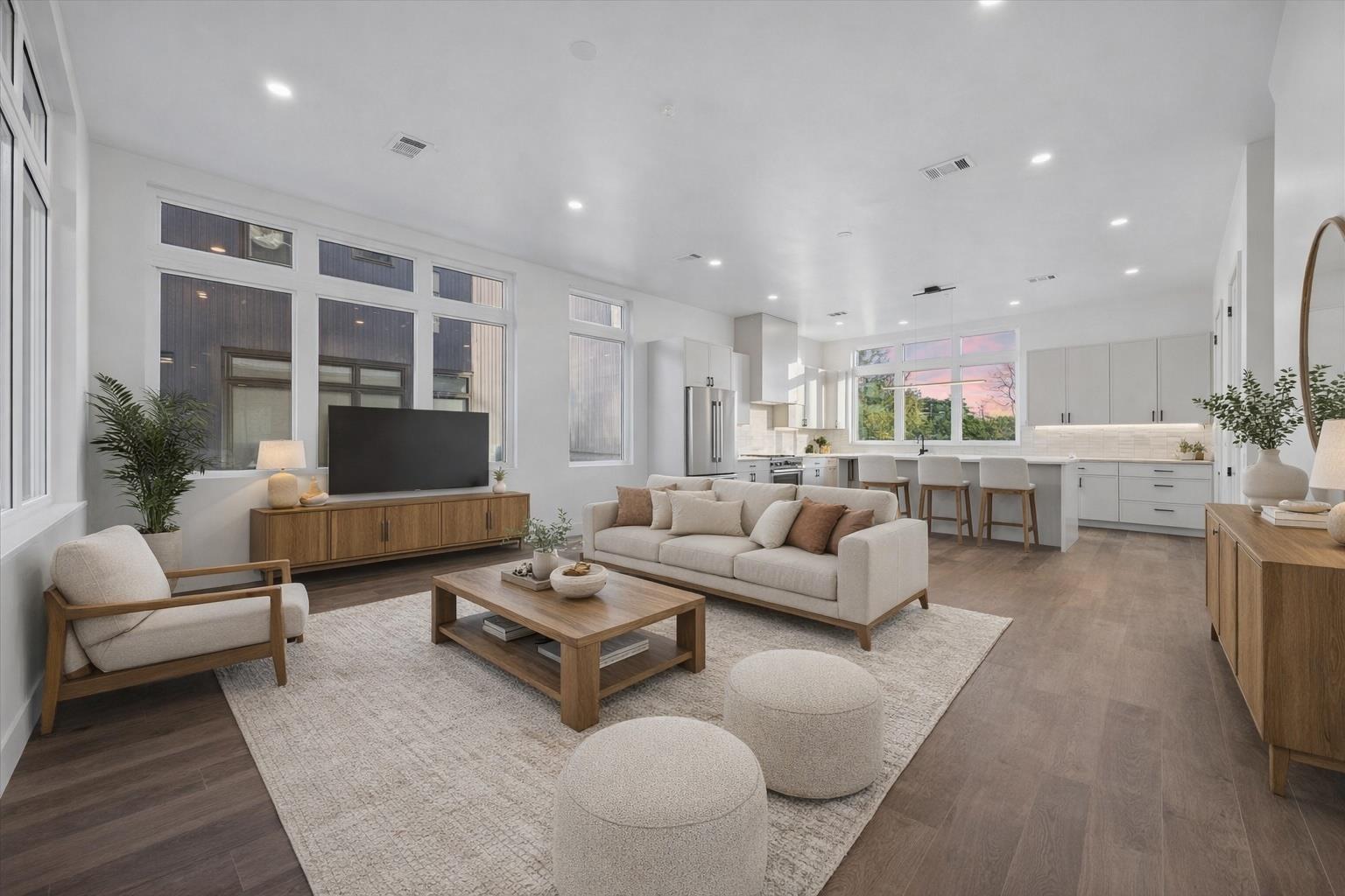 4101 Menchaca Rd # 104, Austin, TX 78704