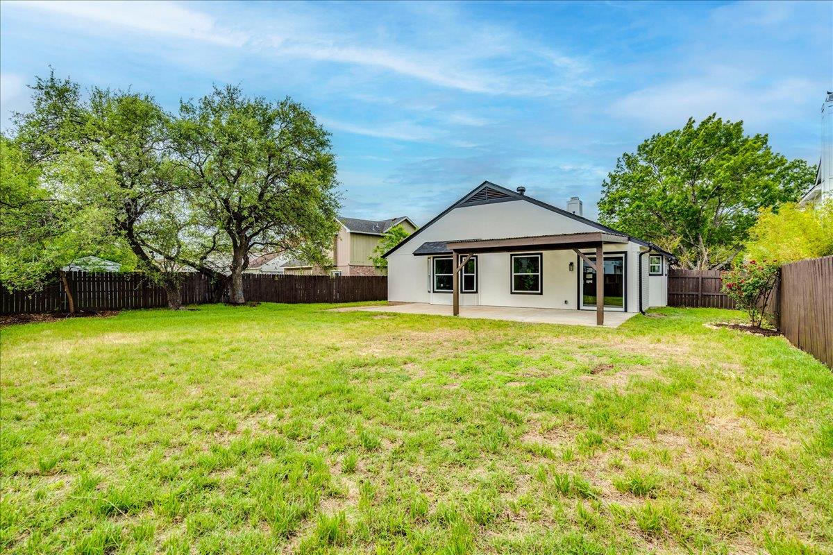 802 Brook Meadow Trl, Cedar Park, TX 78613