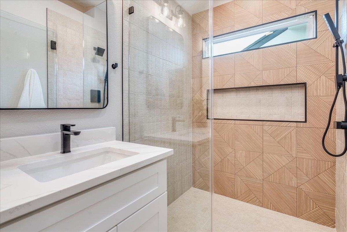 802 Brook Meadow Trl, Cedar Park, TX 78613