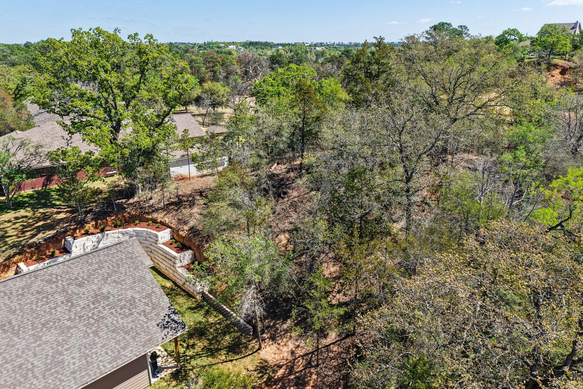 473 Tahitian Dr, Bastrop, TX 78602