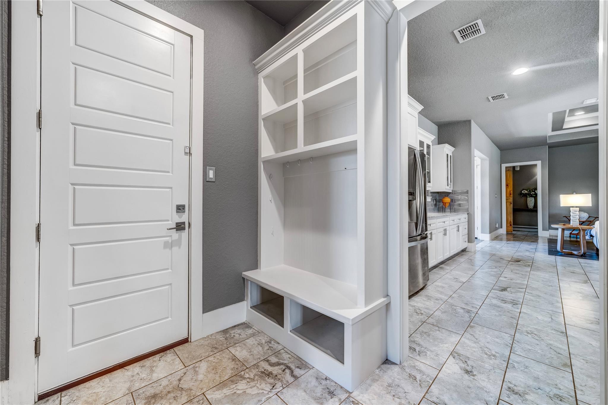 1123 Long Hollow Holw, Canyon Lake, TX 78133