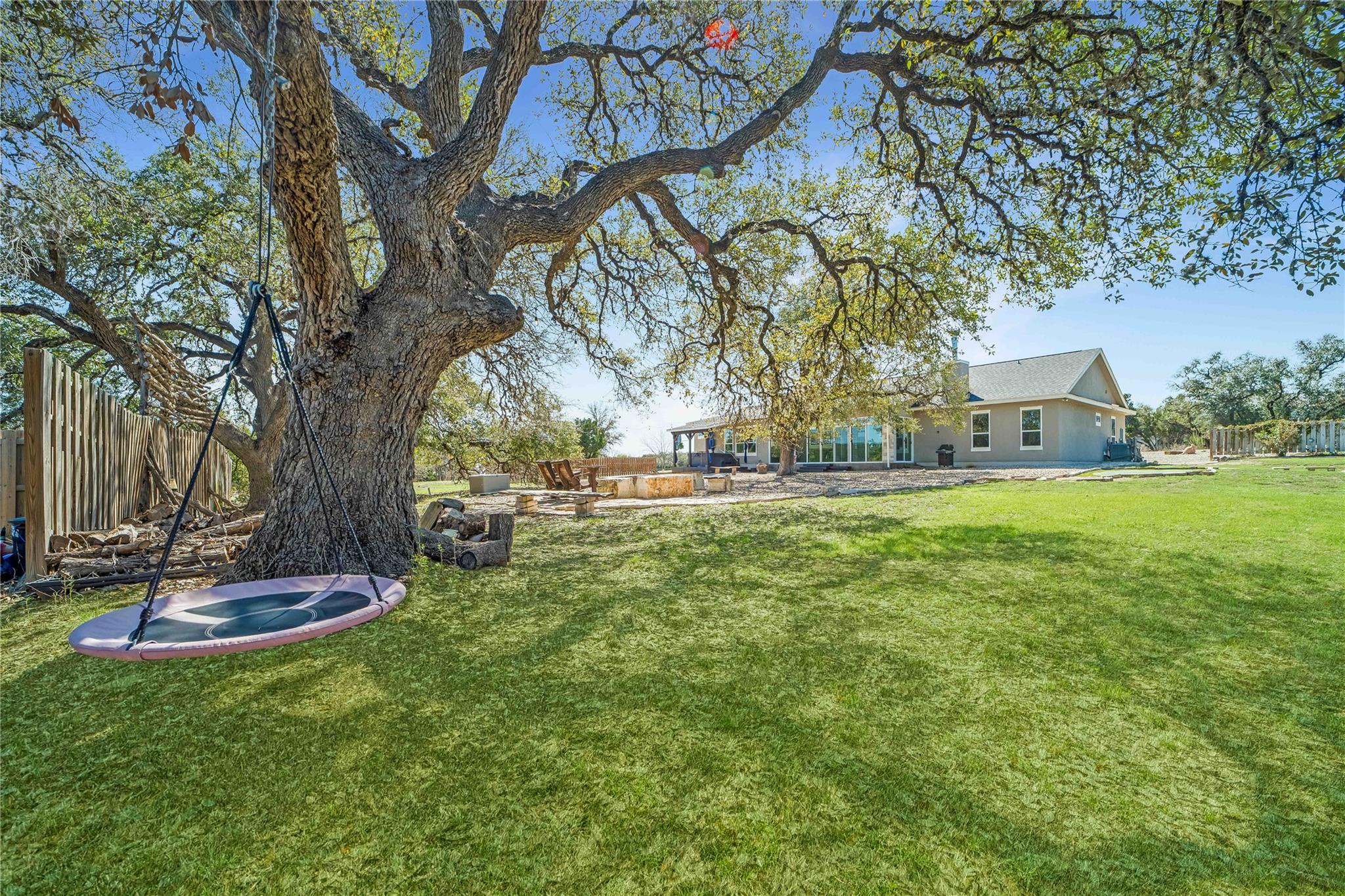 1123 Long Hollow Holw, Canyon Lake, TX 78133