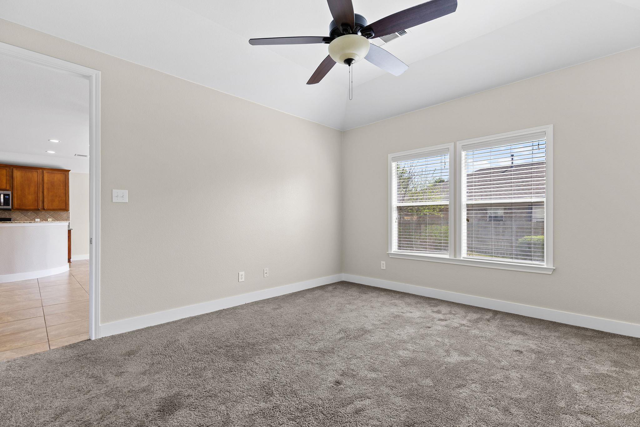 3013 Hawks Swoop Trl, Pflugerville, TX 78660