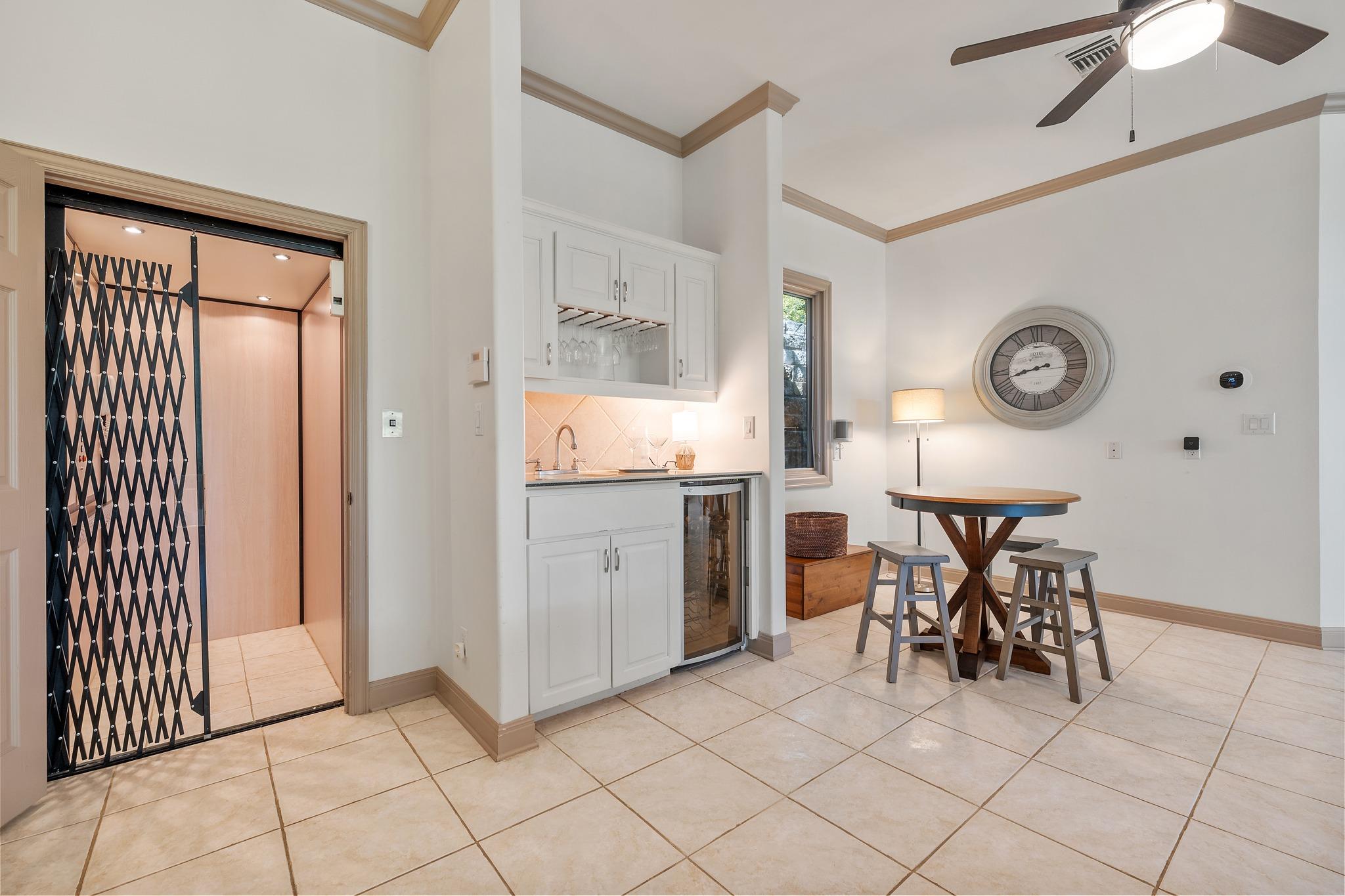 6003 Rain Creek Pkwy, Austin, TX 78759