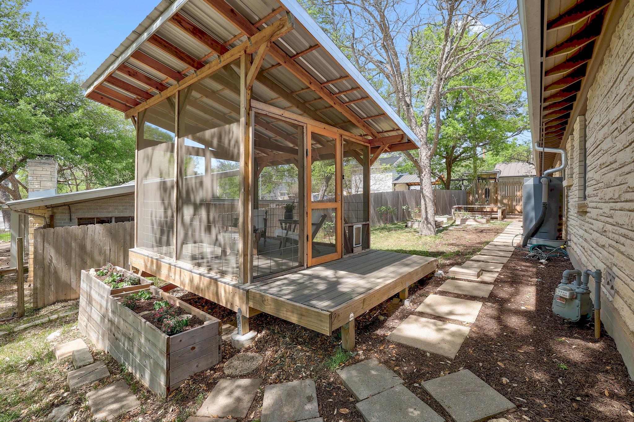 5600 Bull Creek Rd, Austin, TX 78756