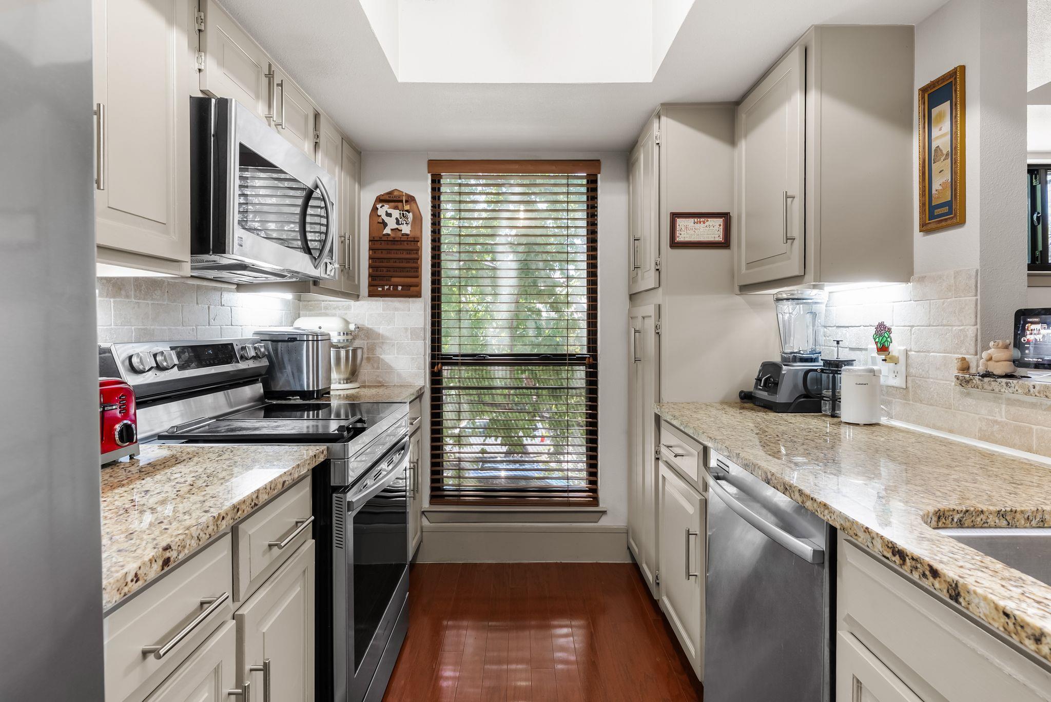 510 W 18TH St # 113, Austin, TX 78701