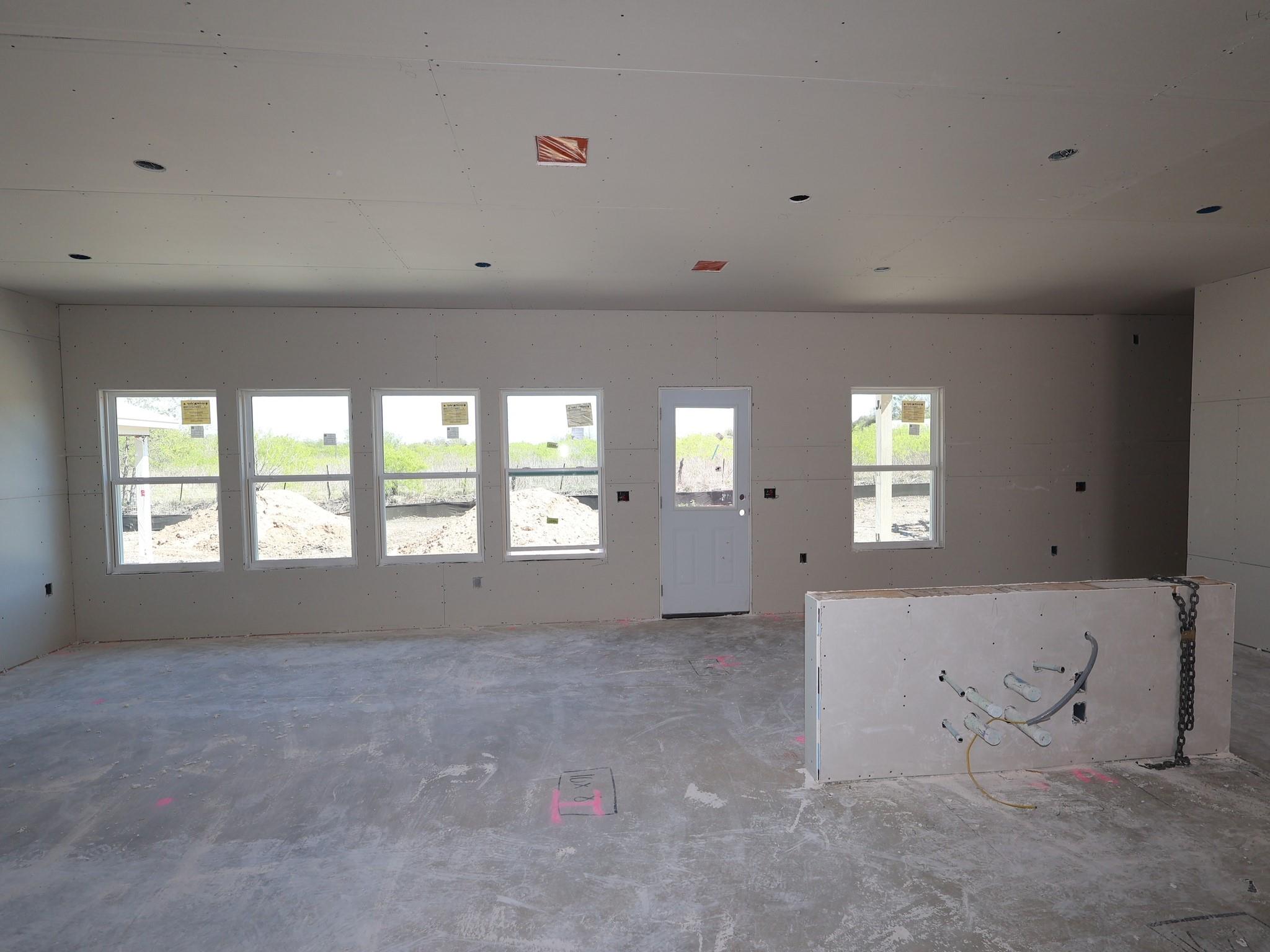 9221 Corvallis Dr, Austin, TX 78747