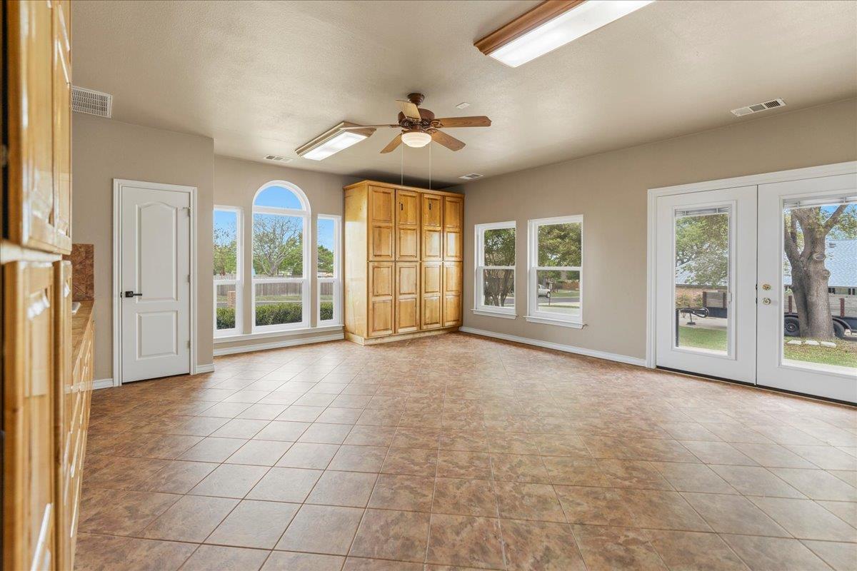 1317 Amistad Dr, Round Rock, TX 78664