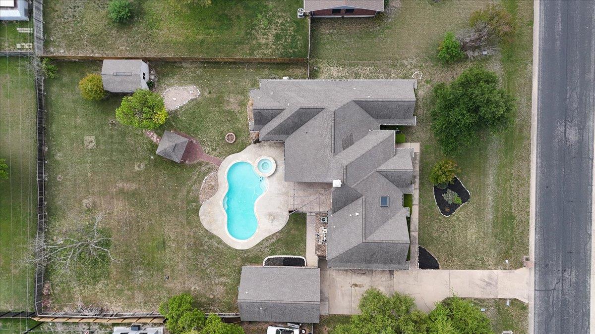 1317 Amistad Dr, Round Rock, TX 78664