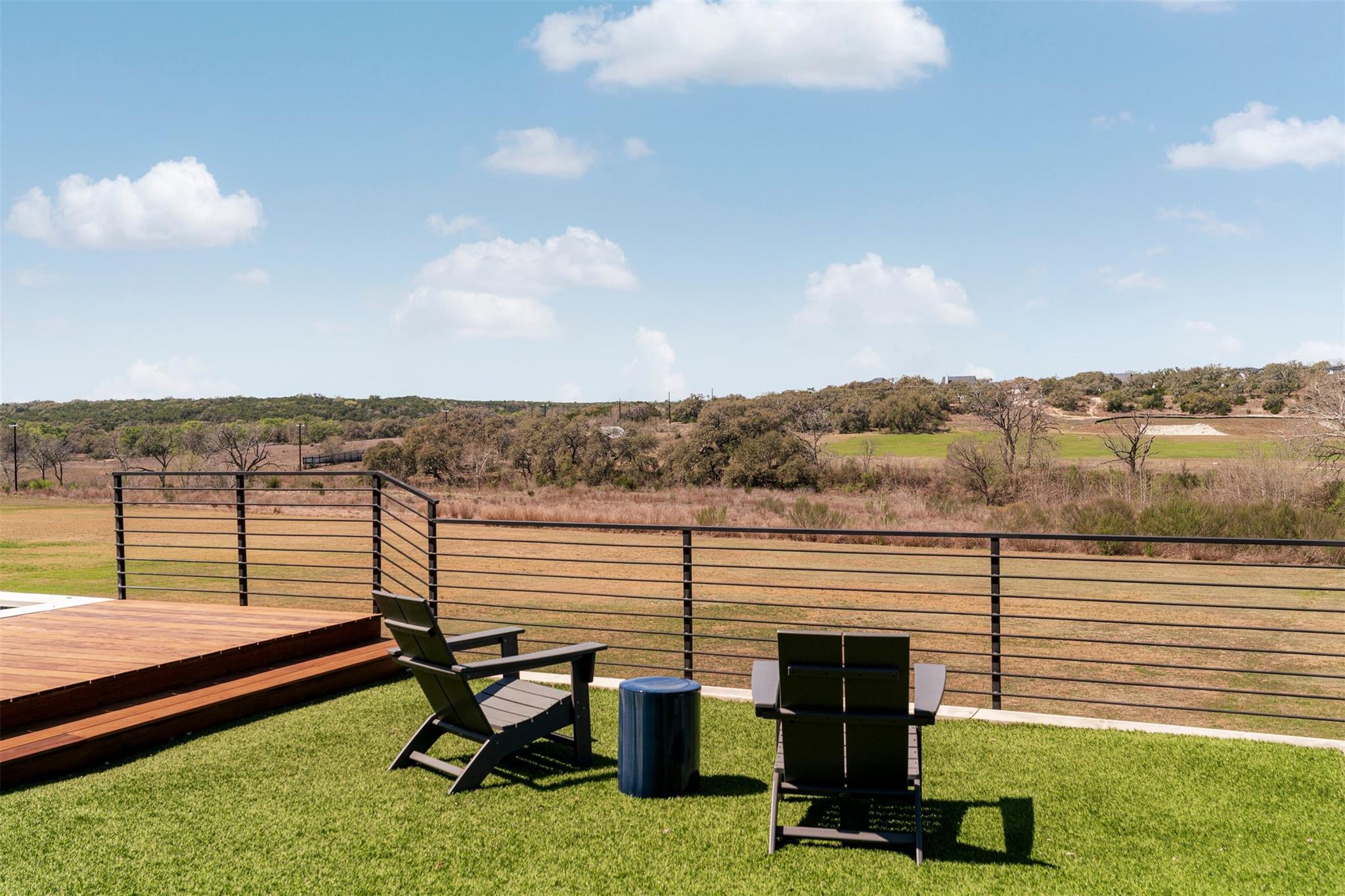 142 White Rock Ct, Dripping Springs, TX 78620