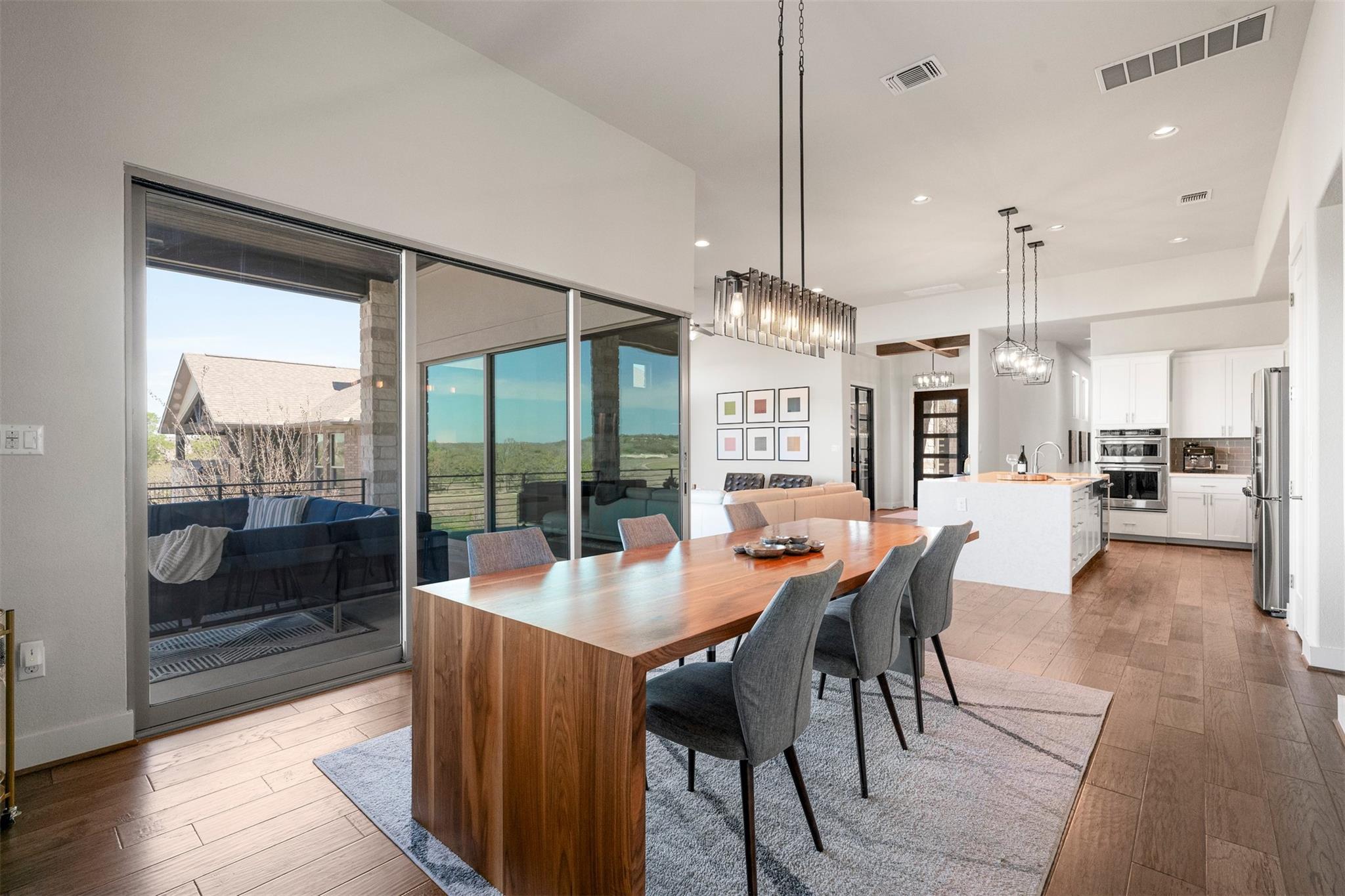 142 White Rock Ct, Dripping Springs, TX 78620