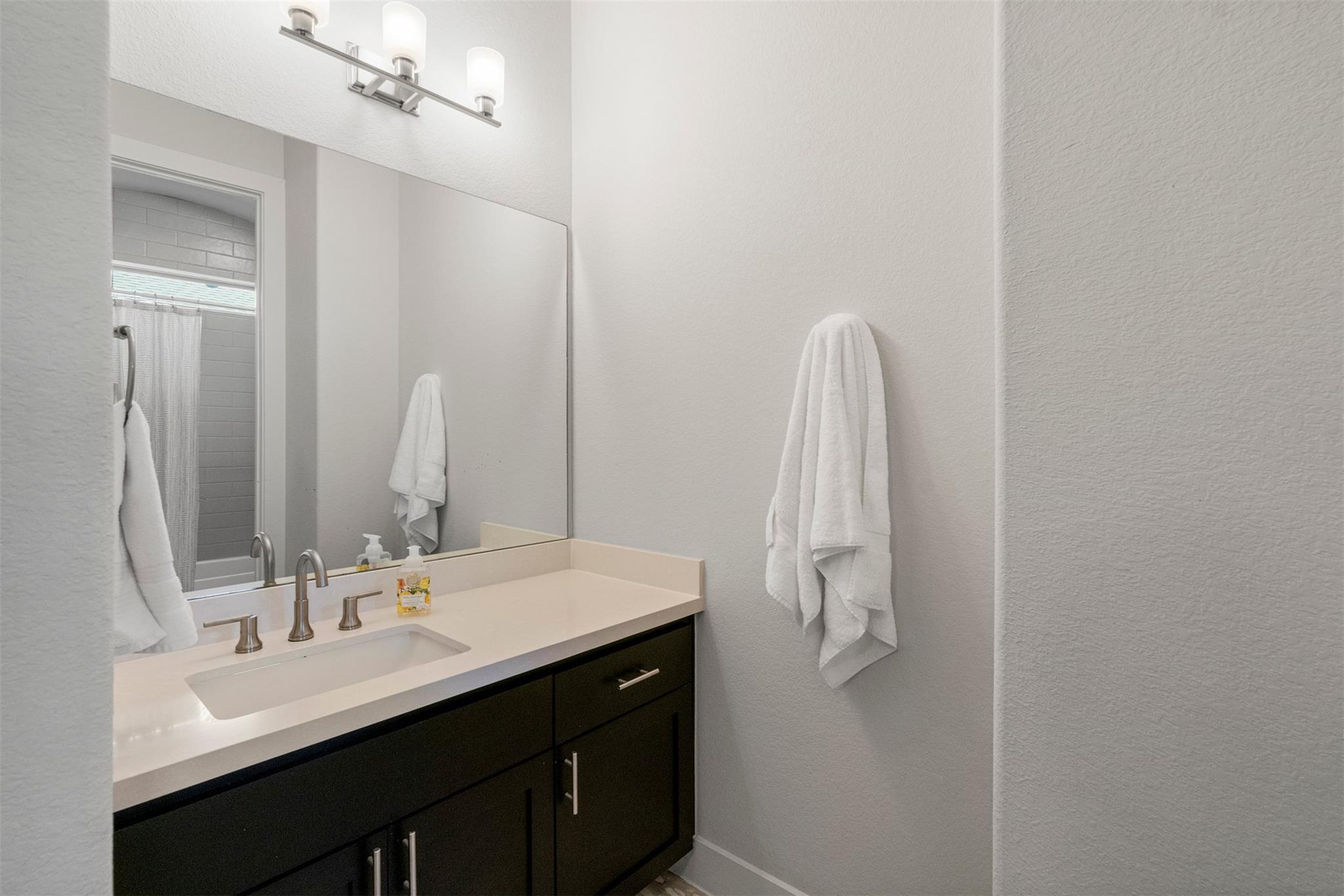 142 White Rock Ct, Dripping Springs, TX 78620