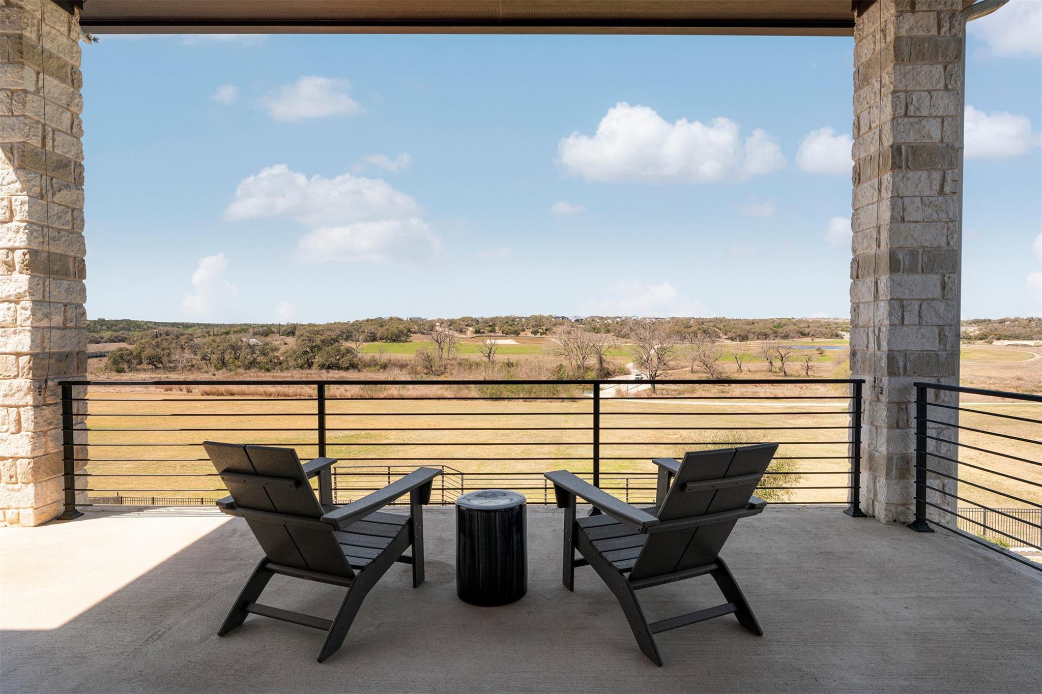 142 White Rock Ct, Dripping Springs, TX 78620