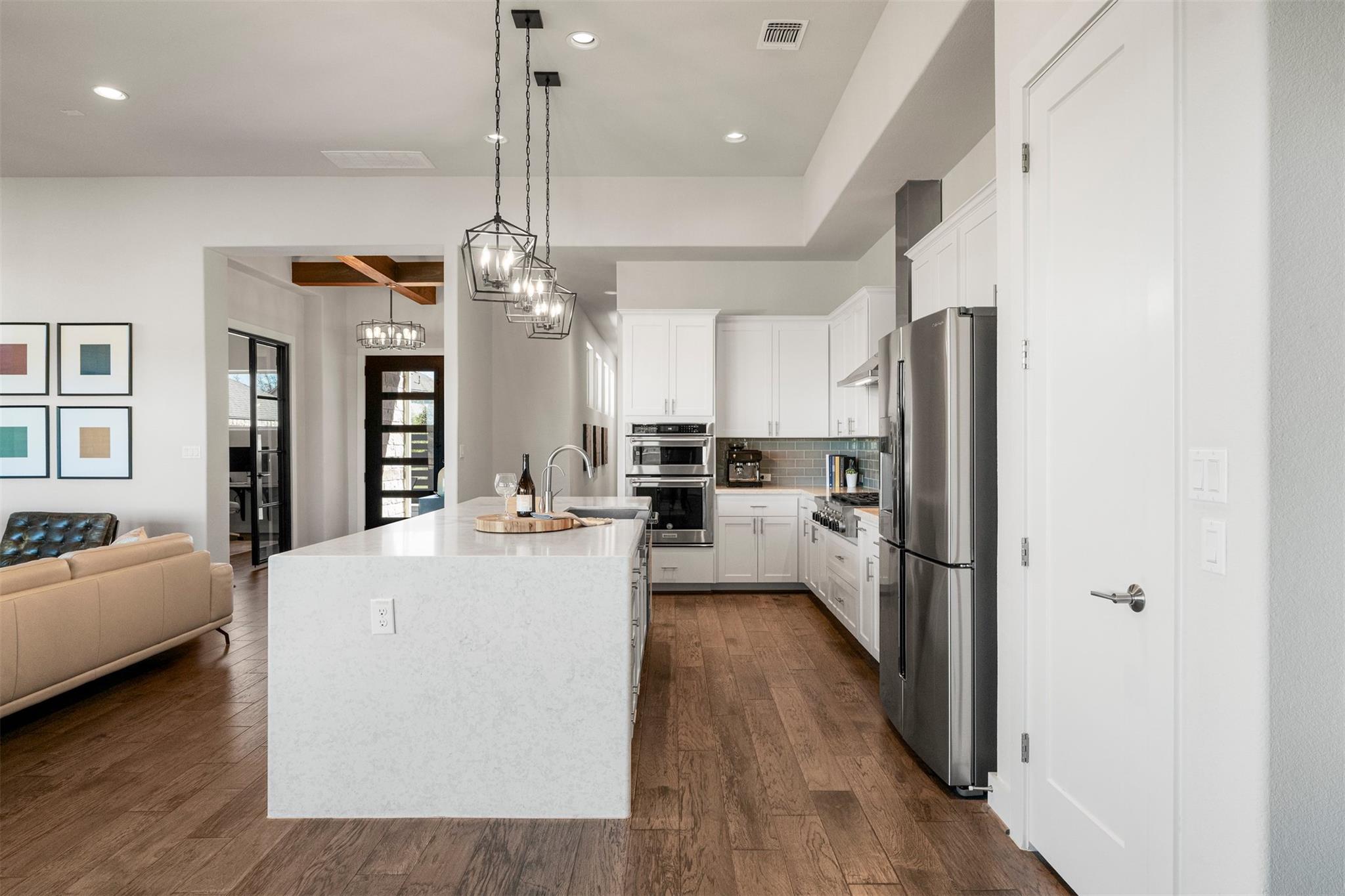 142 White Rock Ct, Dripping Springs, TX 78620