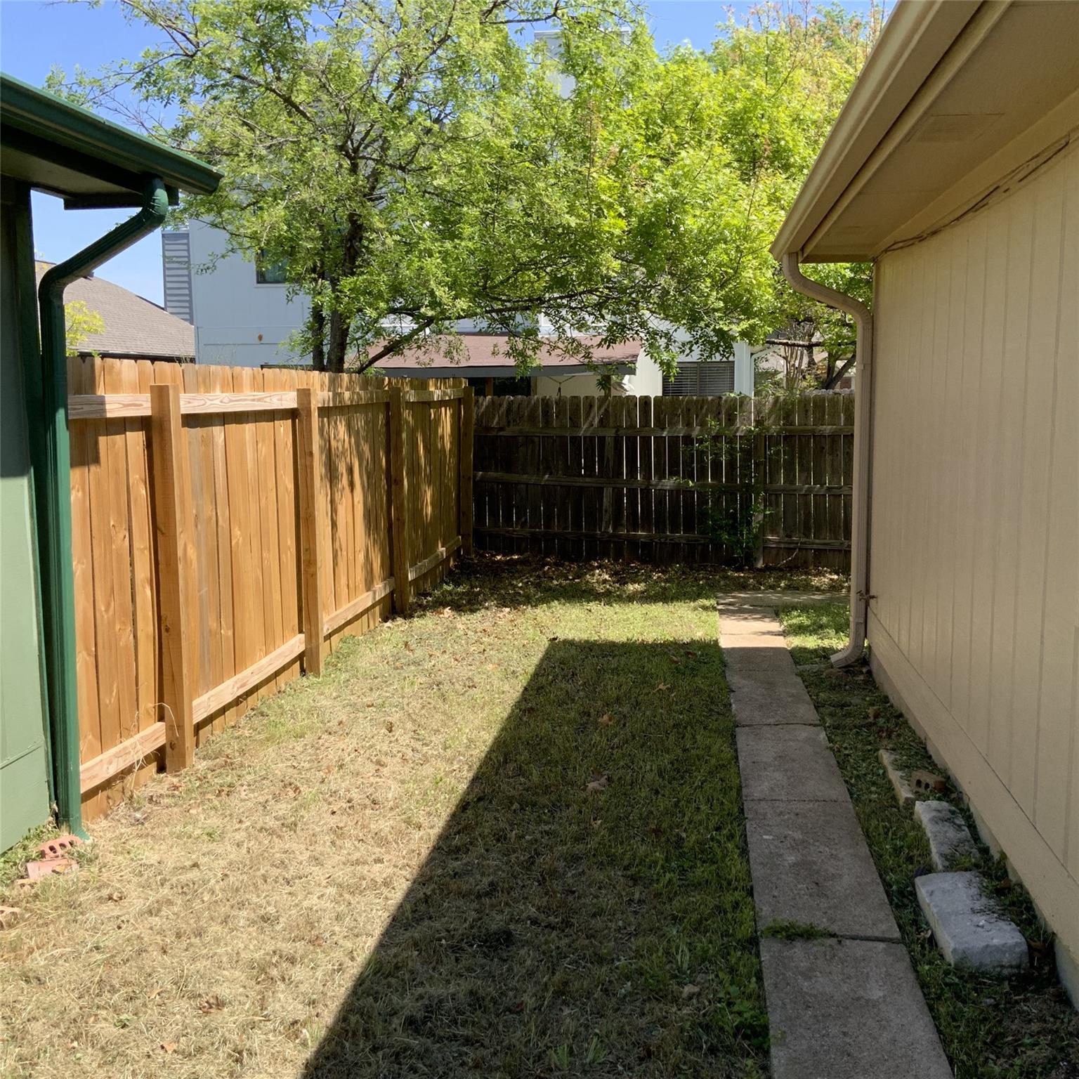 12807 Widge Dr, Austin, TX 78727