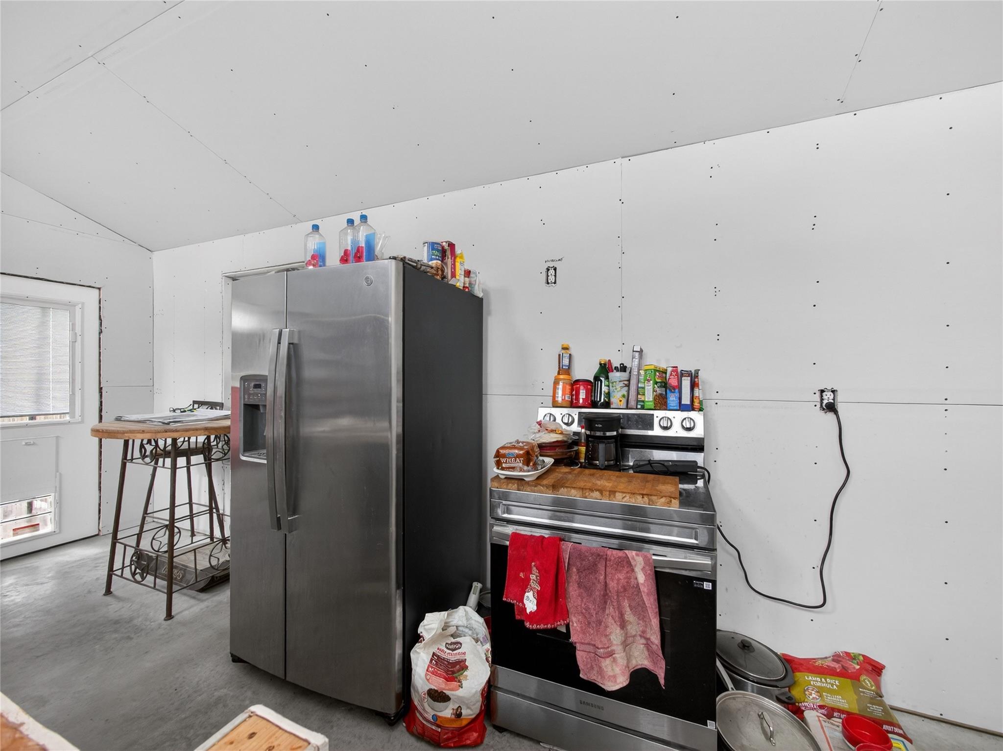 2705 Cory Ln, Spicewood, TX 78669