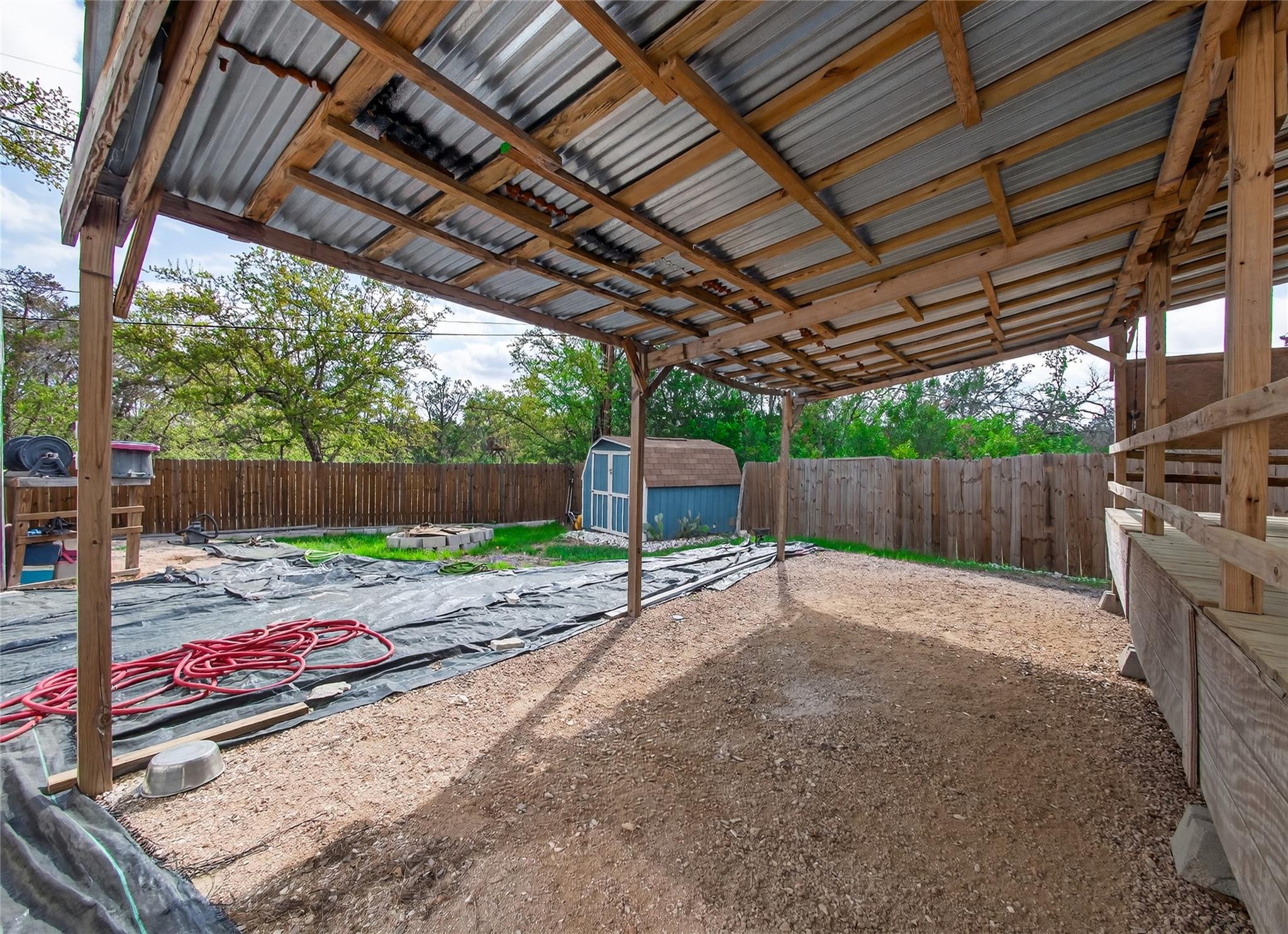 2705 Cory Ln, Spicewood, TX 78669