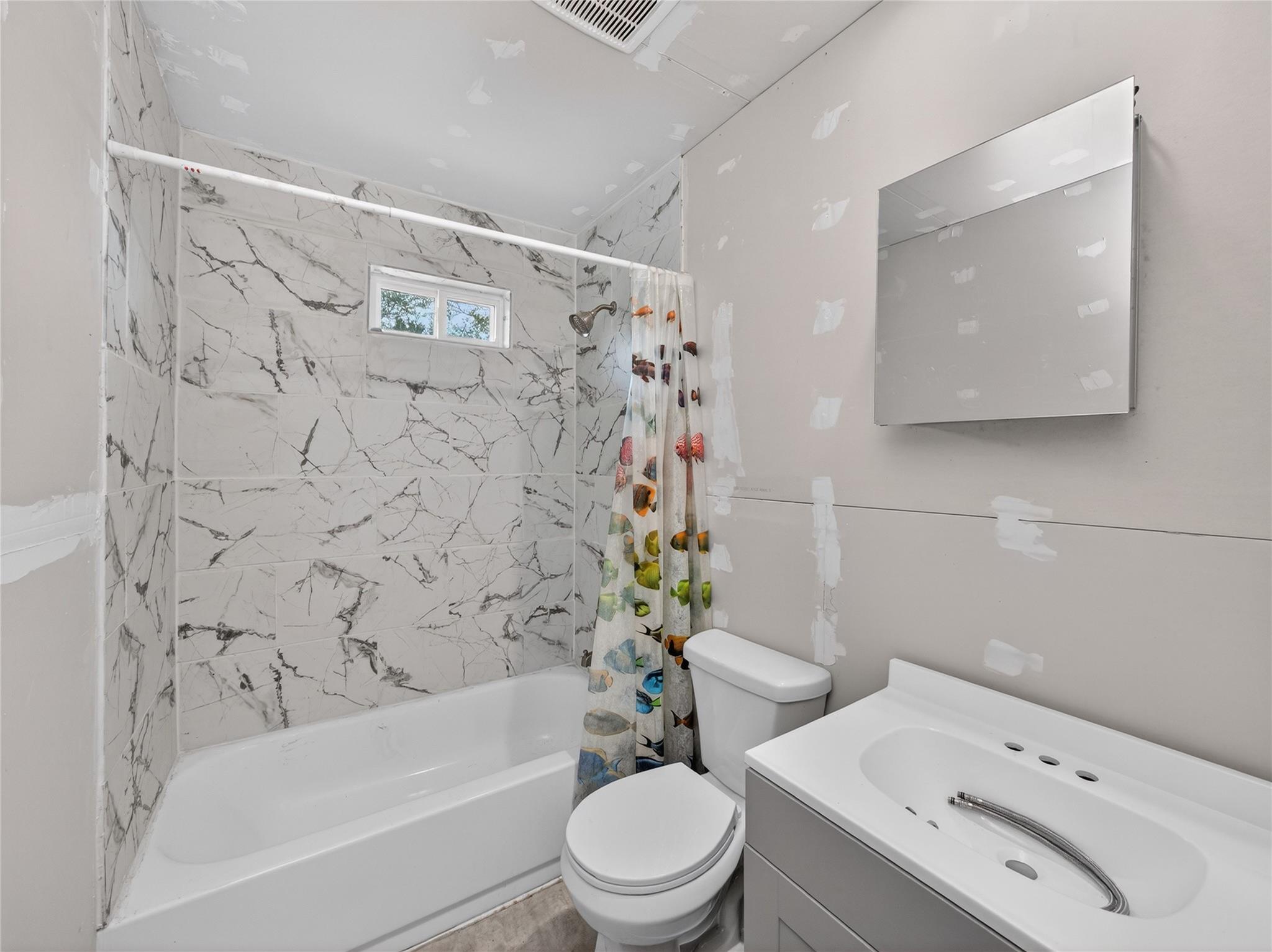 2705 Cory Ln, Spicewood, TX 78669