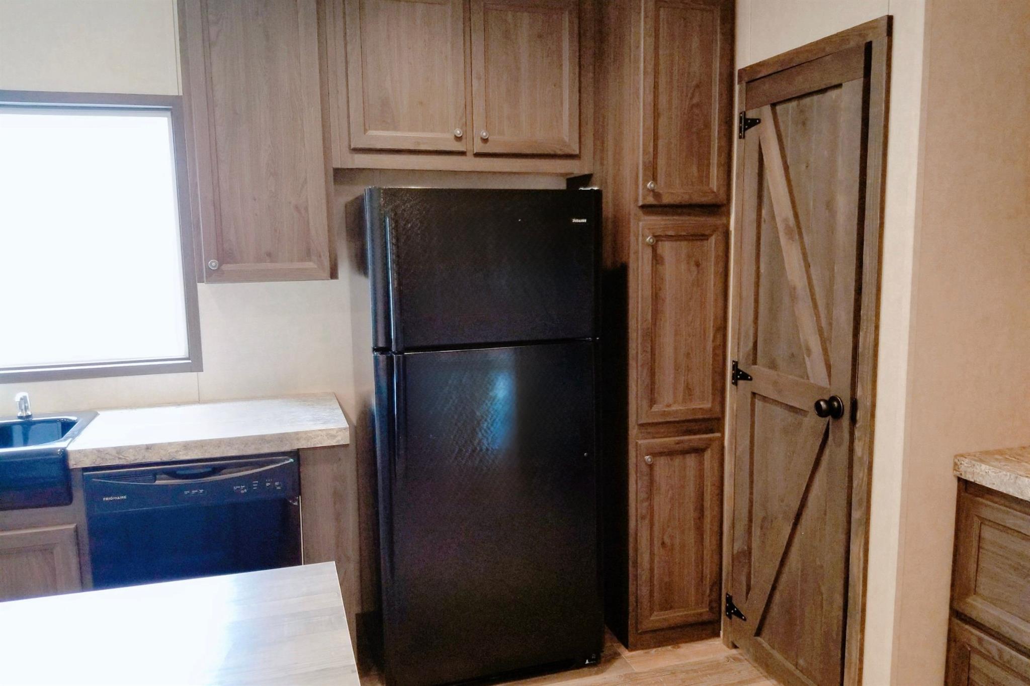 2409 County Road 313, Jarrell, TX 76537