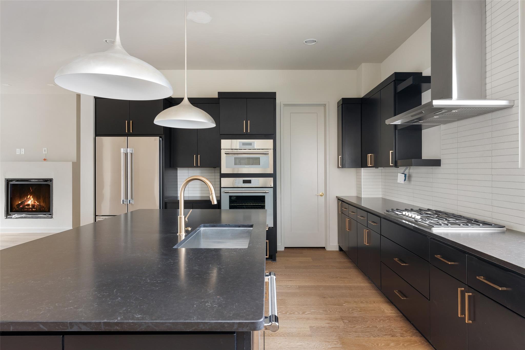 9803 Ribelin Ranch Ct # 10, Austin, TX 78750