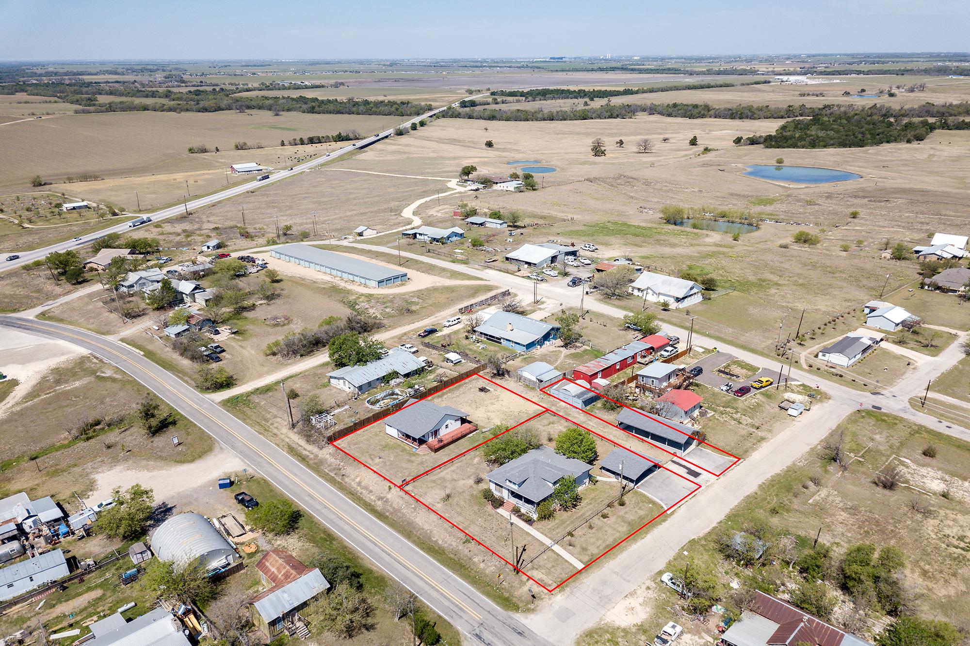 300 Herrin St, Coupland, TX 78615