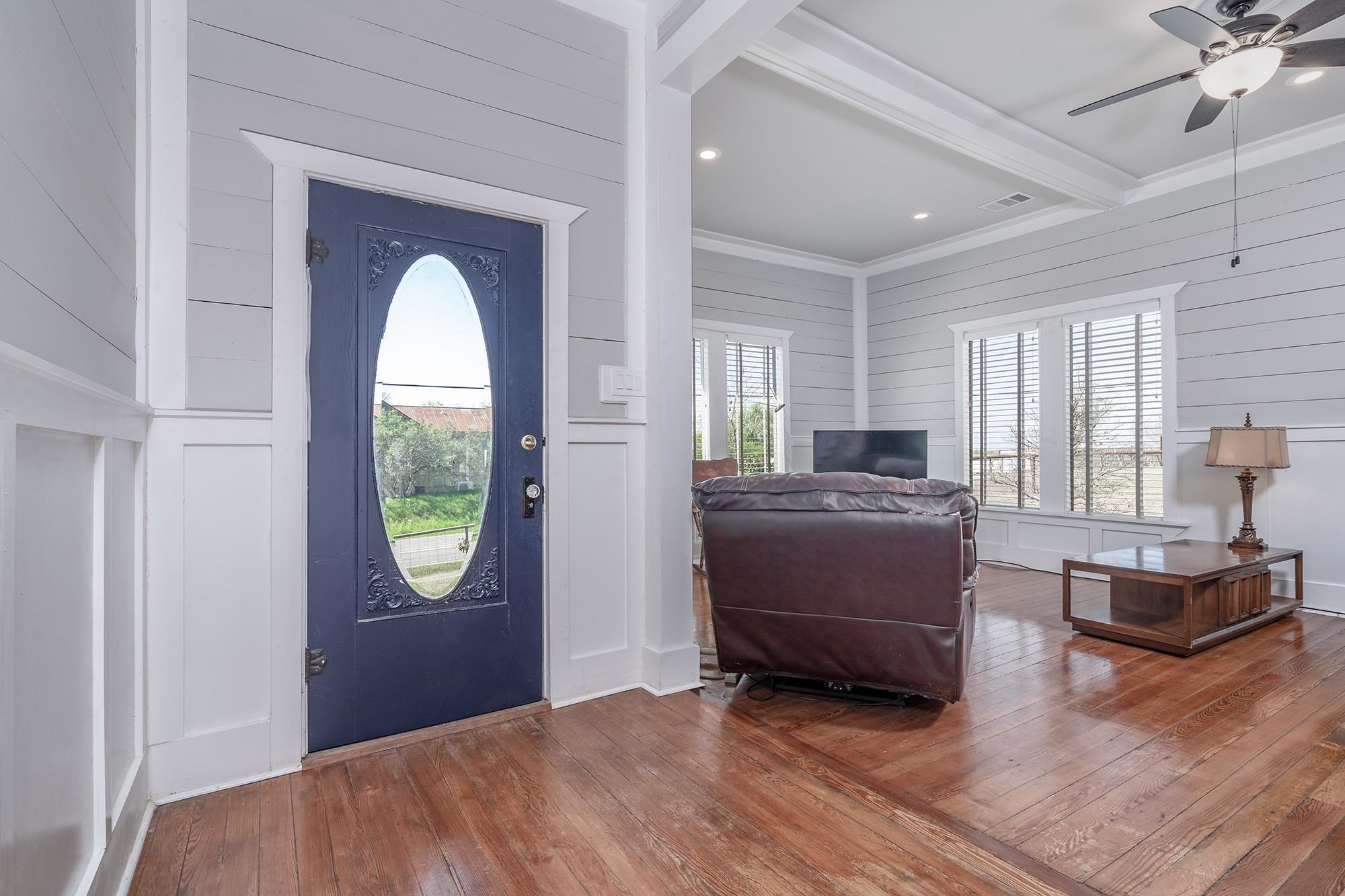 300 Herrin St, Coupland, TX 78615