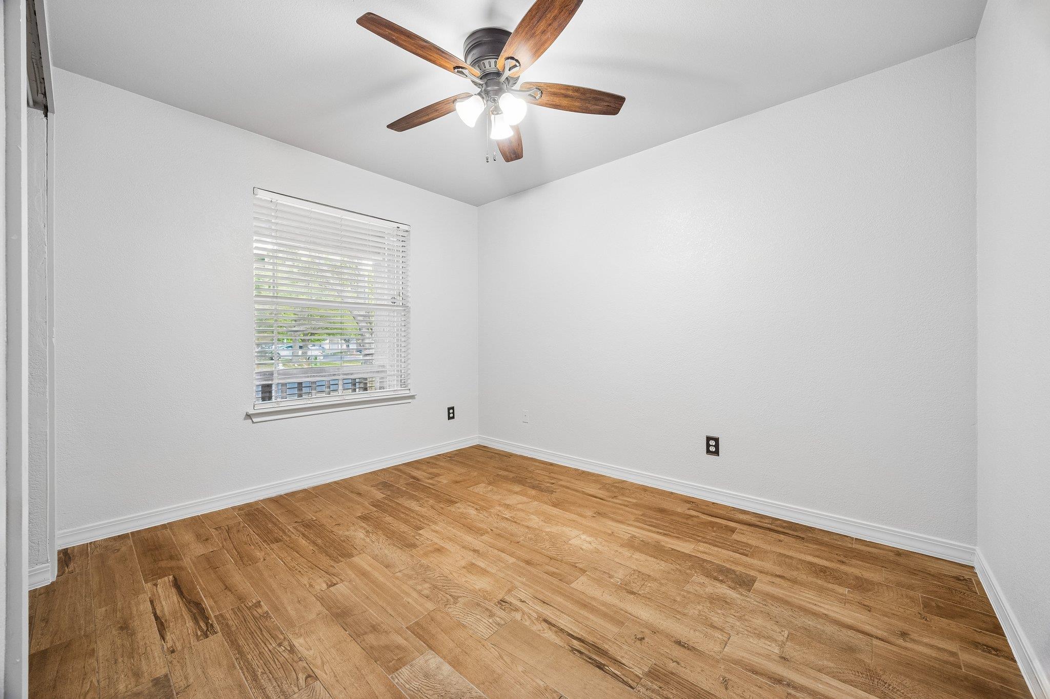 12429 Drummond Dr, Austin, TX 78754