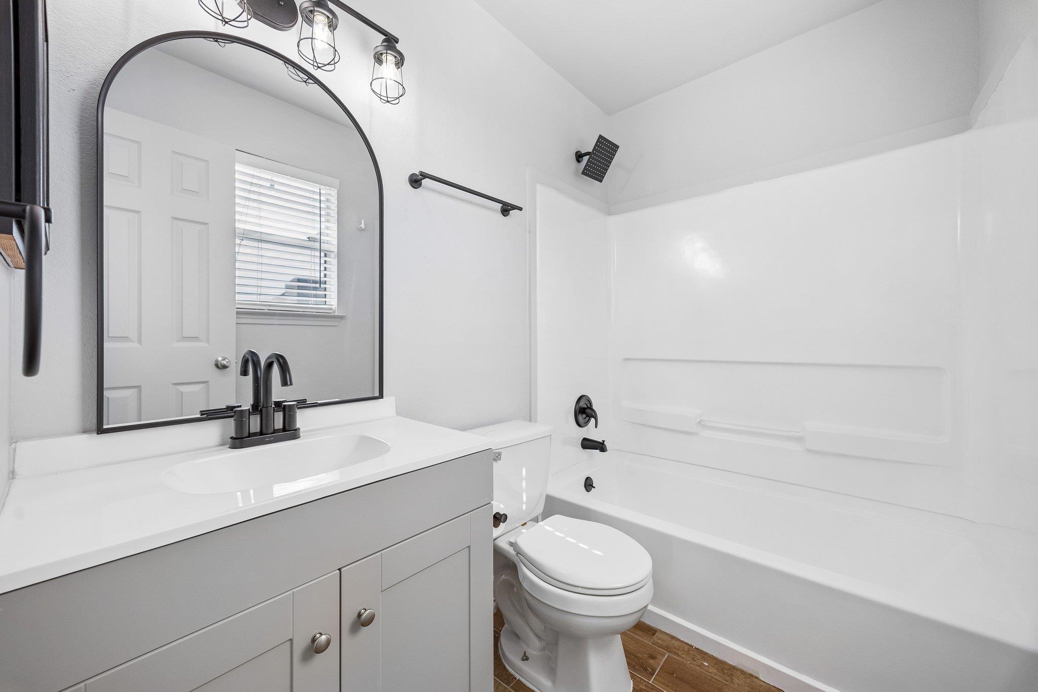 12429 Drummond Dr, Austin, TX 78754