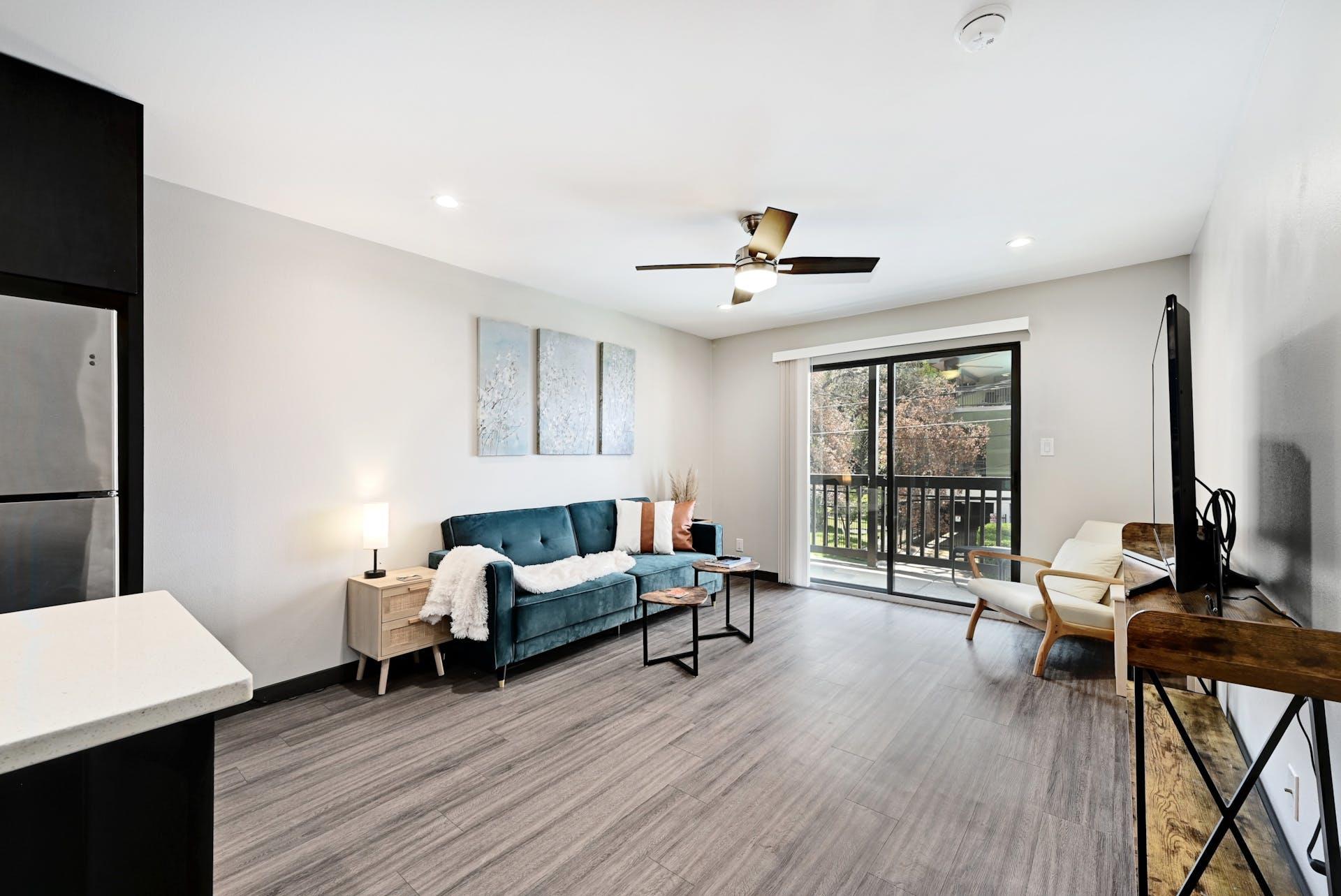 3301 Red River St # 303, Austin, TX 78705