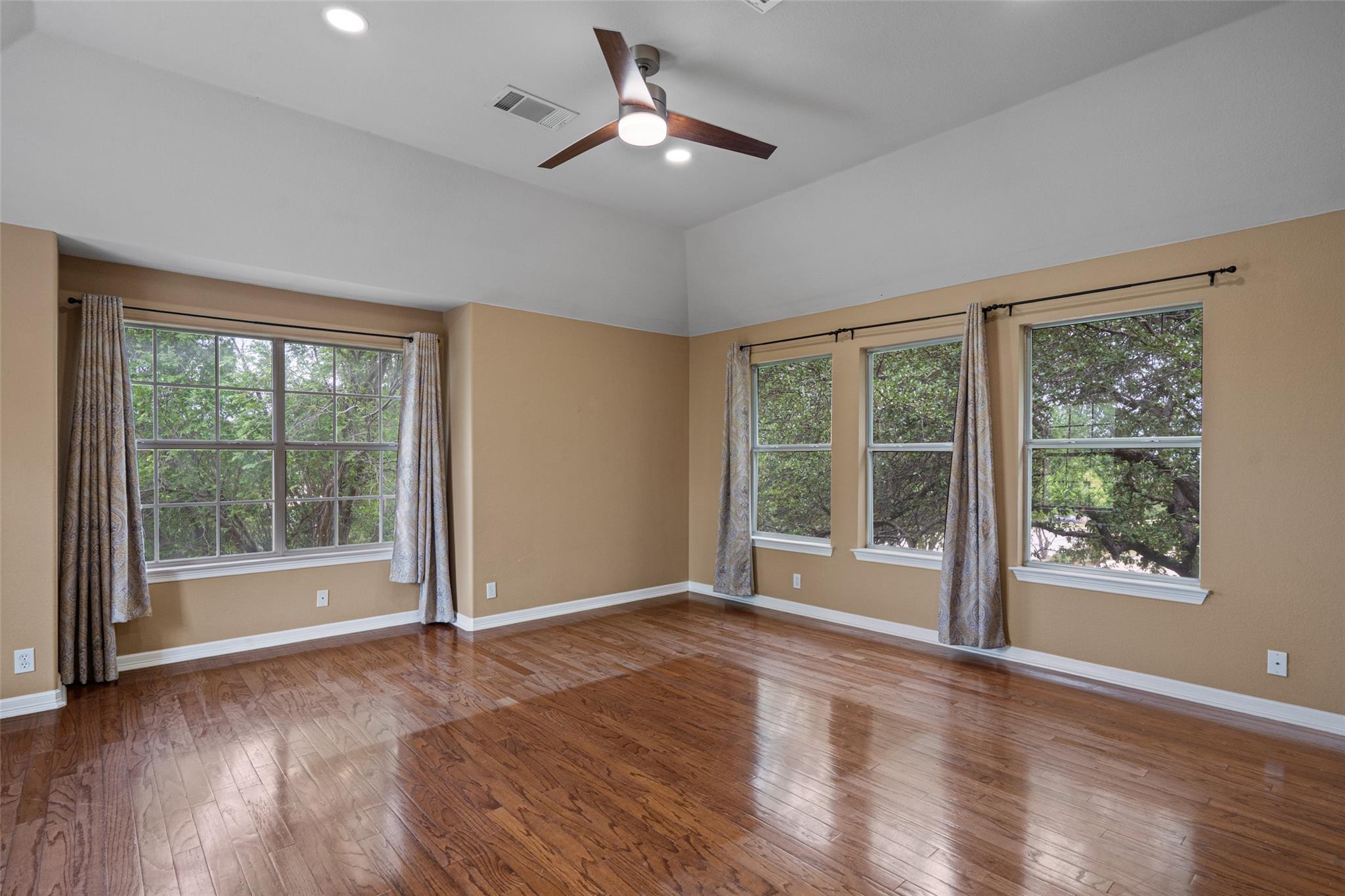 12105 Portobella Dr, Austin, TX 78732