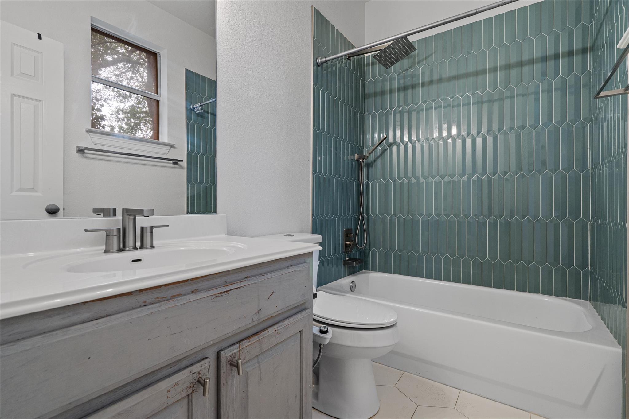 12105 Portobella Dr, Austin, TX 78732