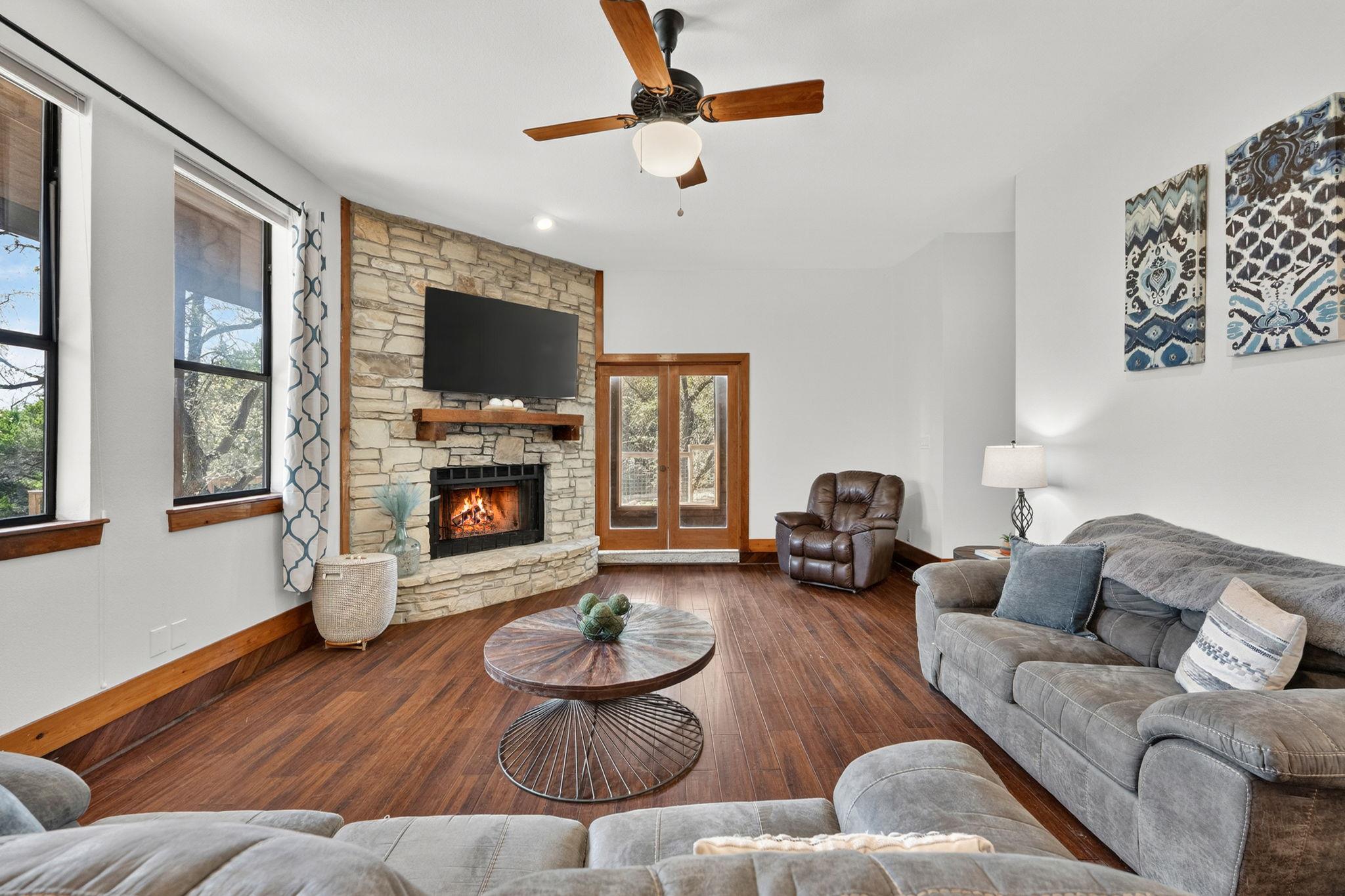 22706 Rocking A Trl, Spicewood, TX 78669