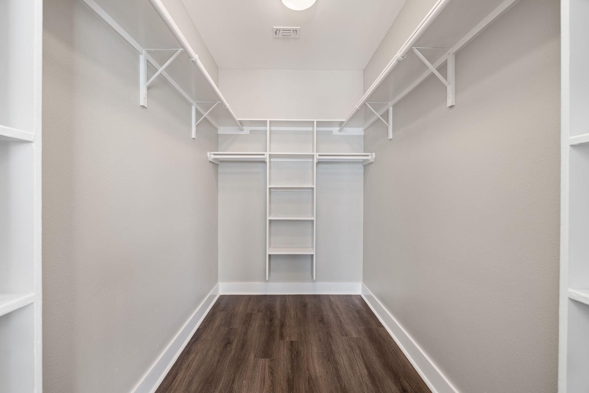 1700 Cedar Bend Dr # B, Austin, TX 78758